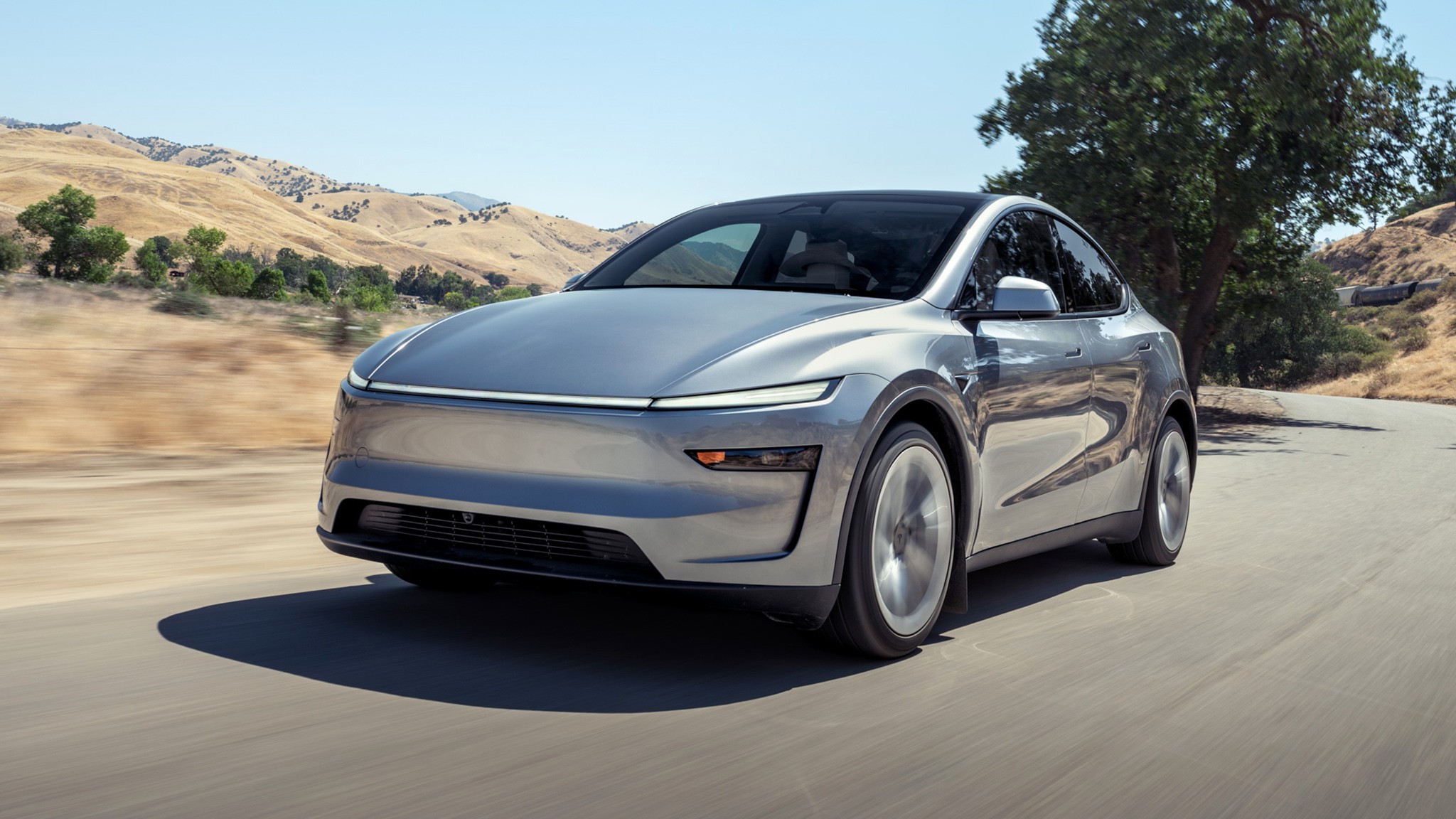 002 2025 Tesla Model Y Juniper
