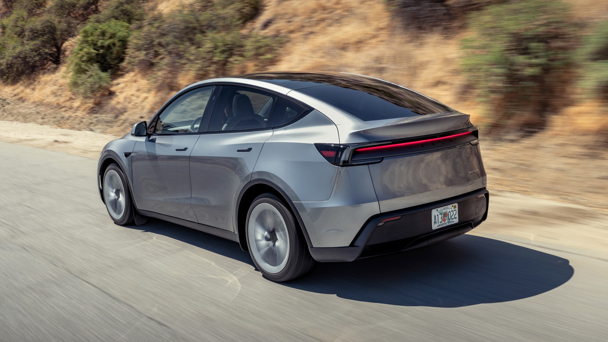 005 2025 Tesla Model Y Juniper