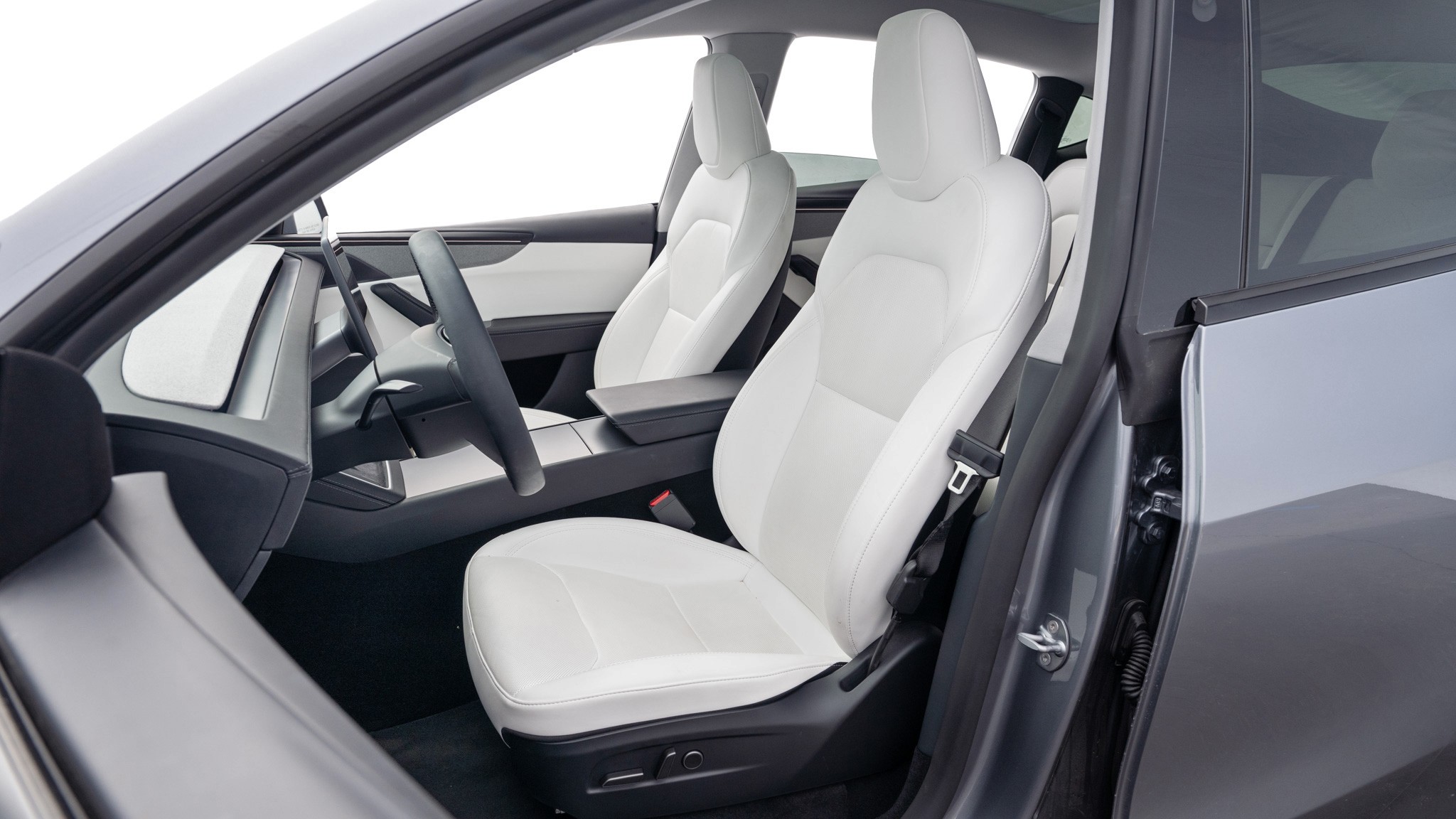 017 2025 Tesla Model Y Juniper