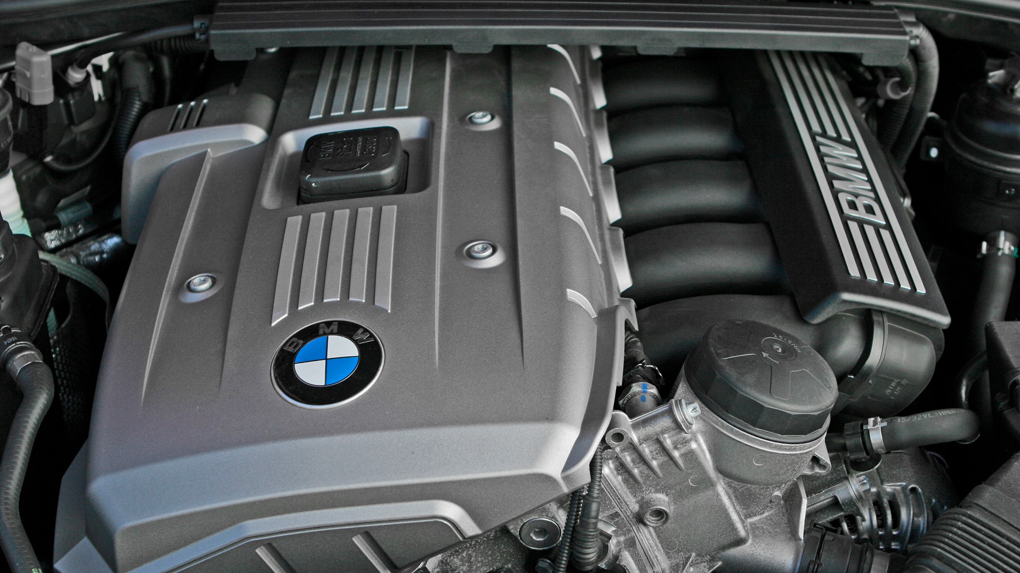 042 2006 bmw 330i vs lexus is 350 vs mercedes benz c350 sport