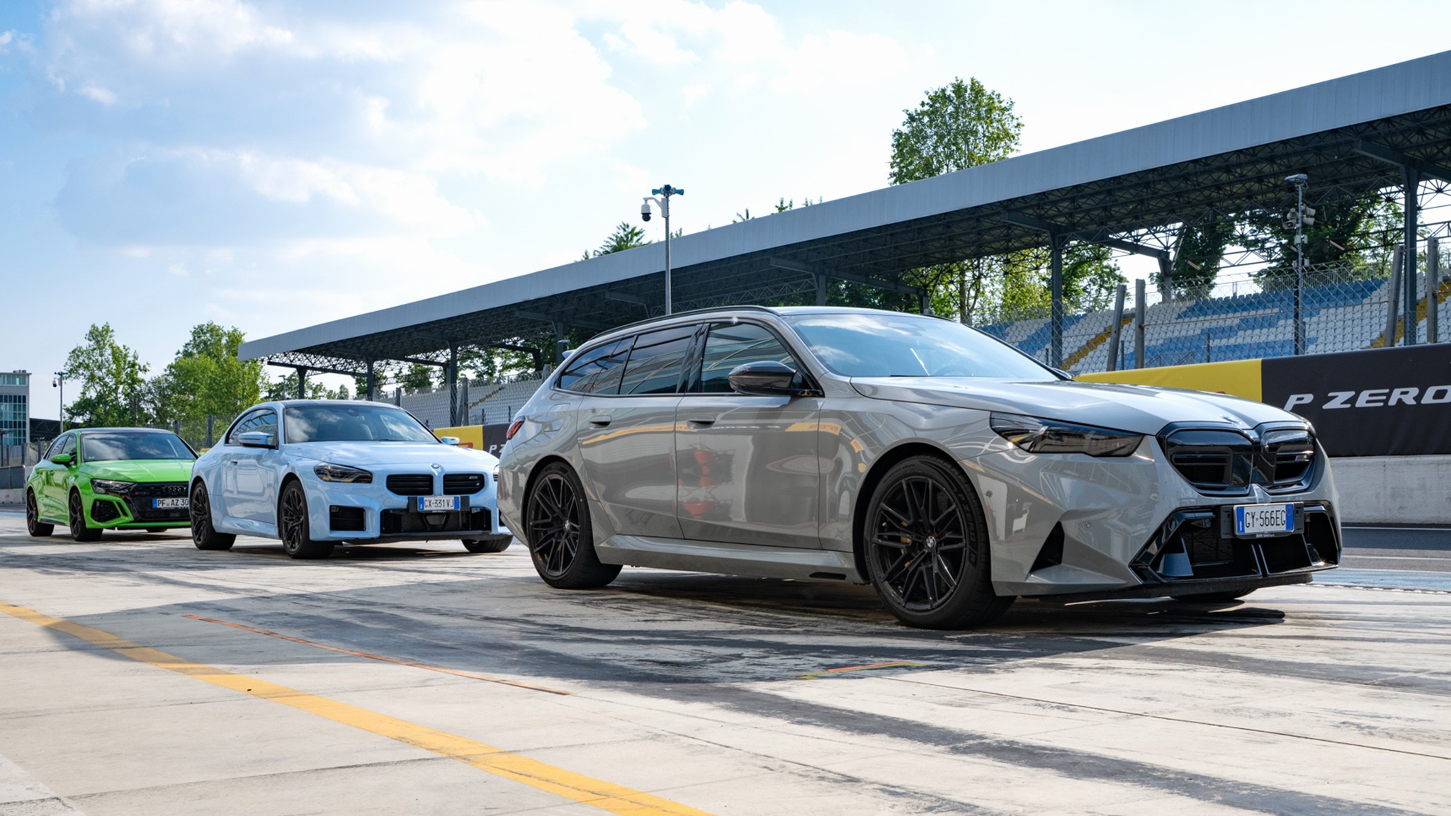 Monza Circuit   Pit Lane Pirelli 16