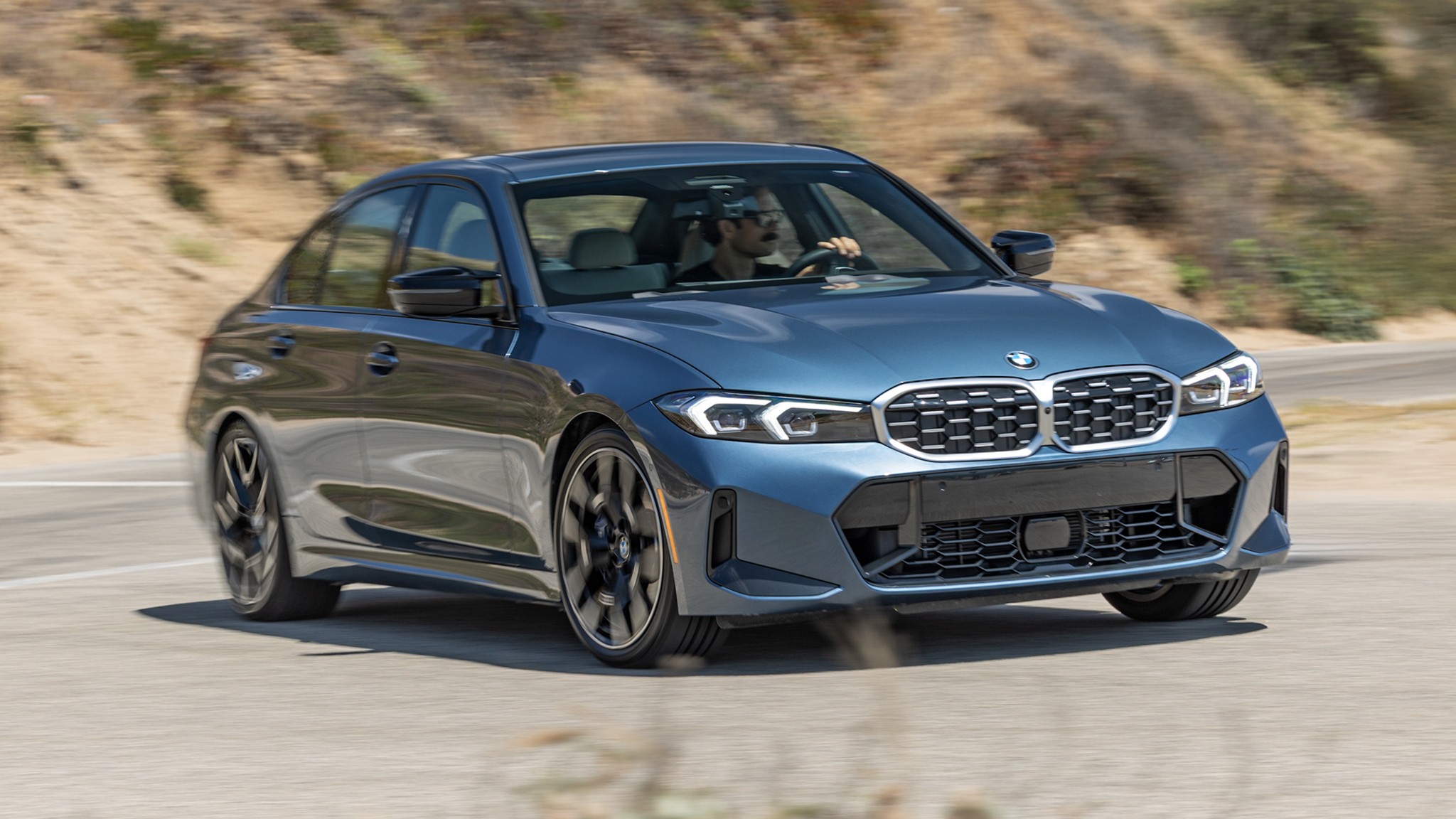 001 2025 BMW M340i Lead