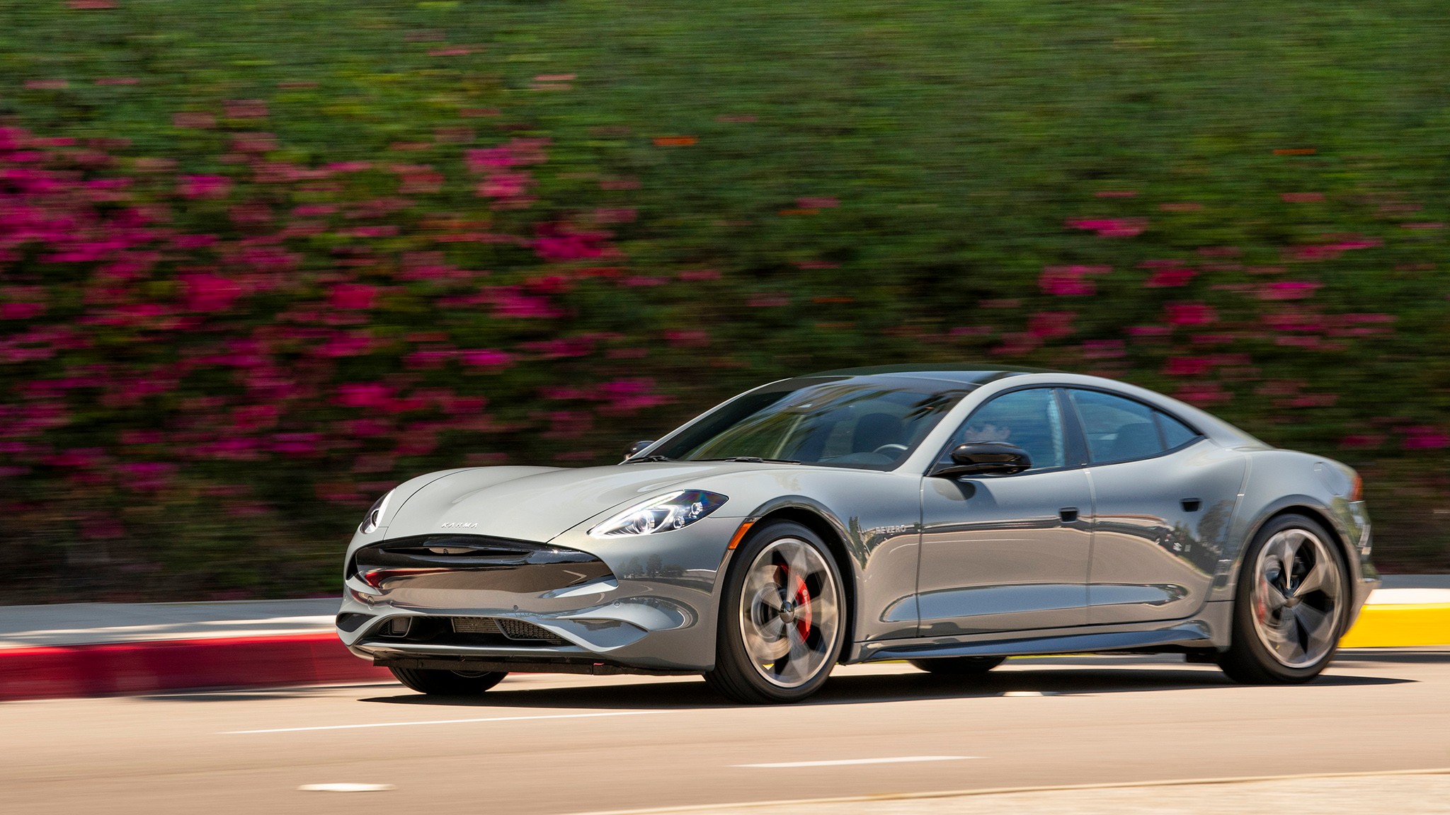 005 2025 Karma Revero 1