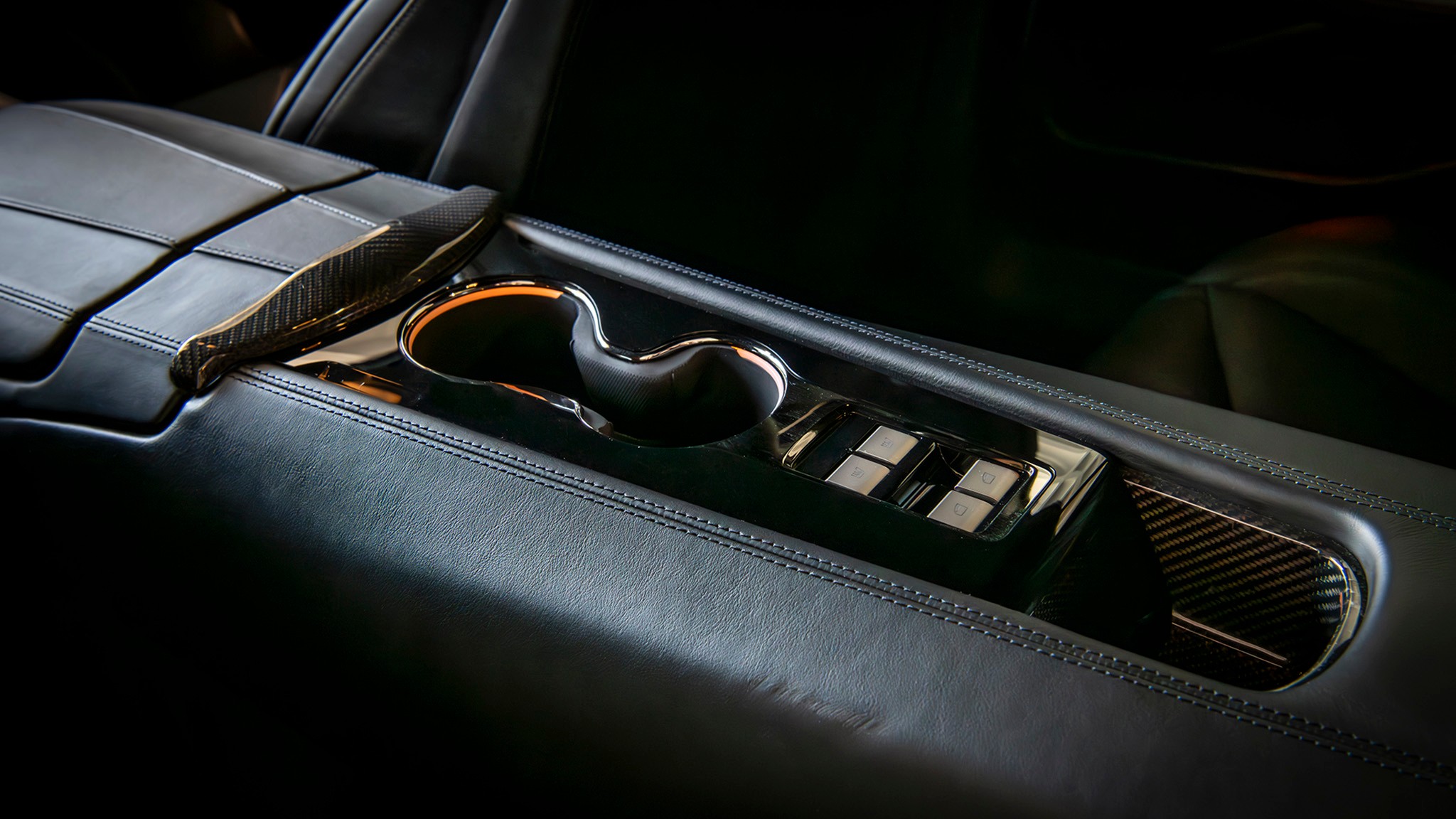 018 2025 Karma Revero