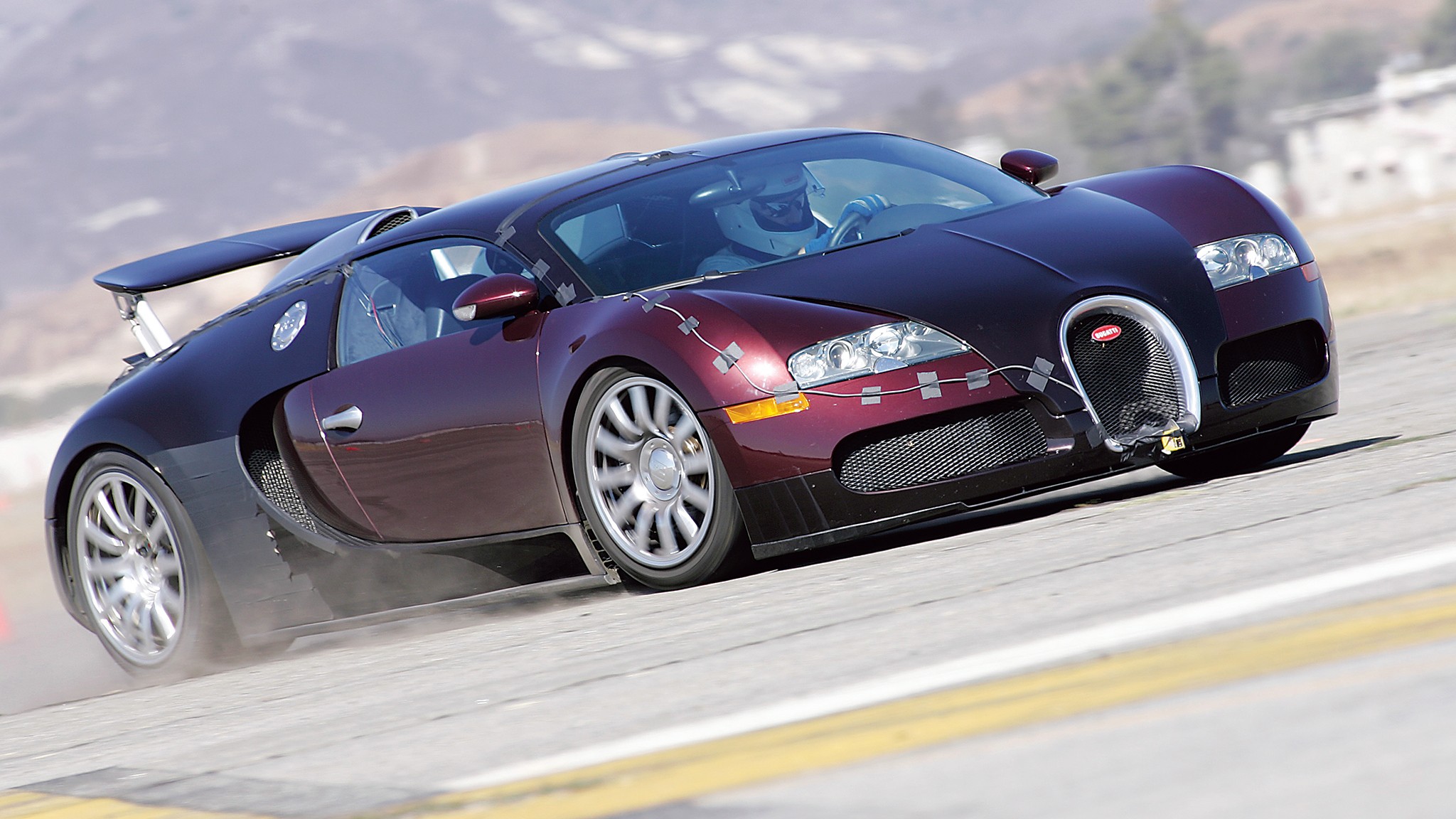 021  2006 bugatti veyron