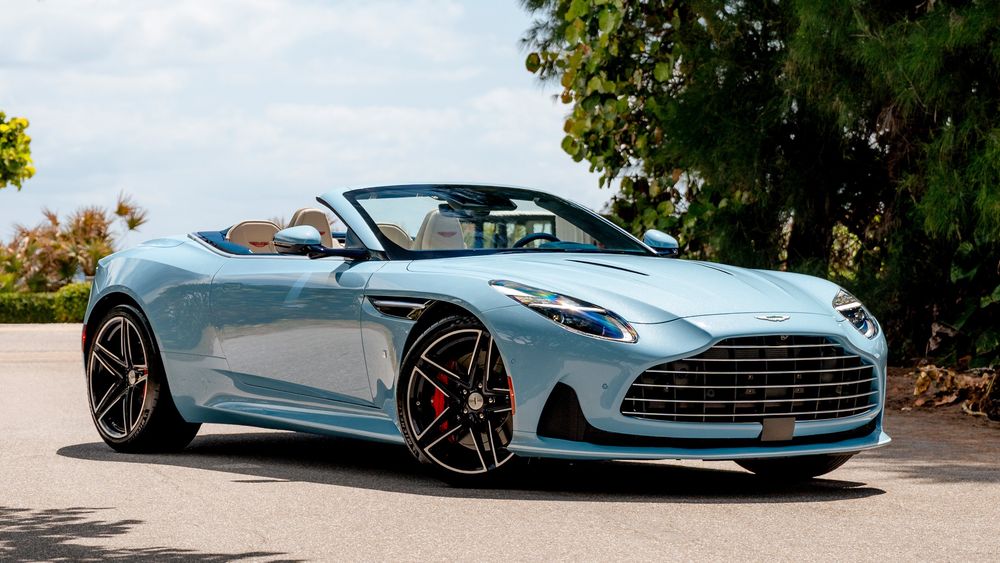 2026 aston martin db12 volate 14