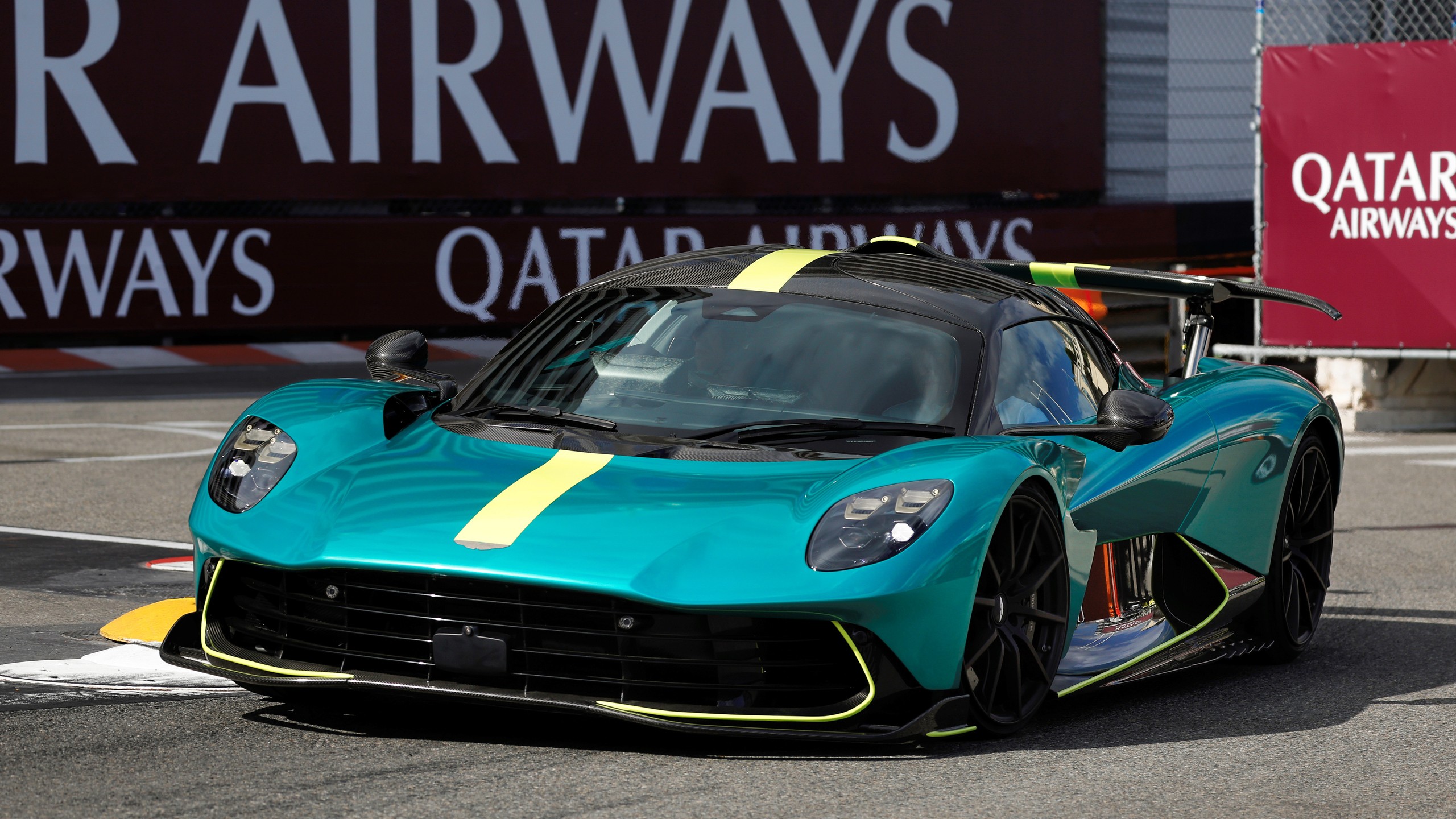 2026 aston martin valhalla 1