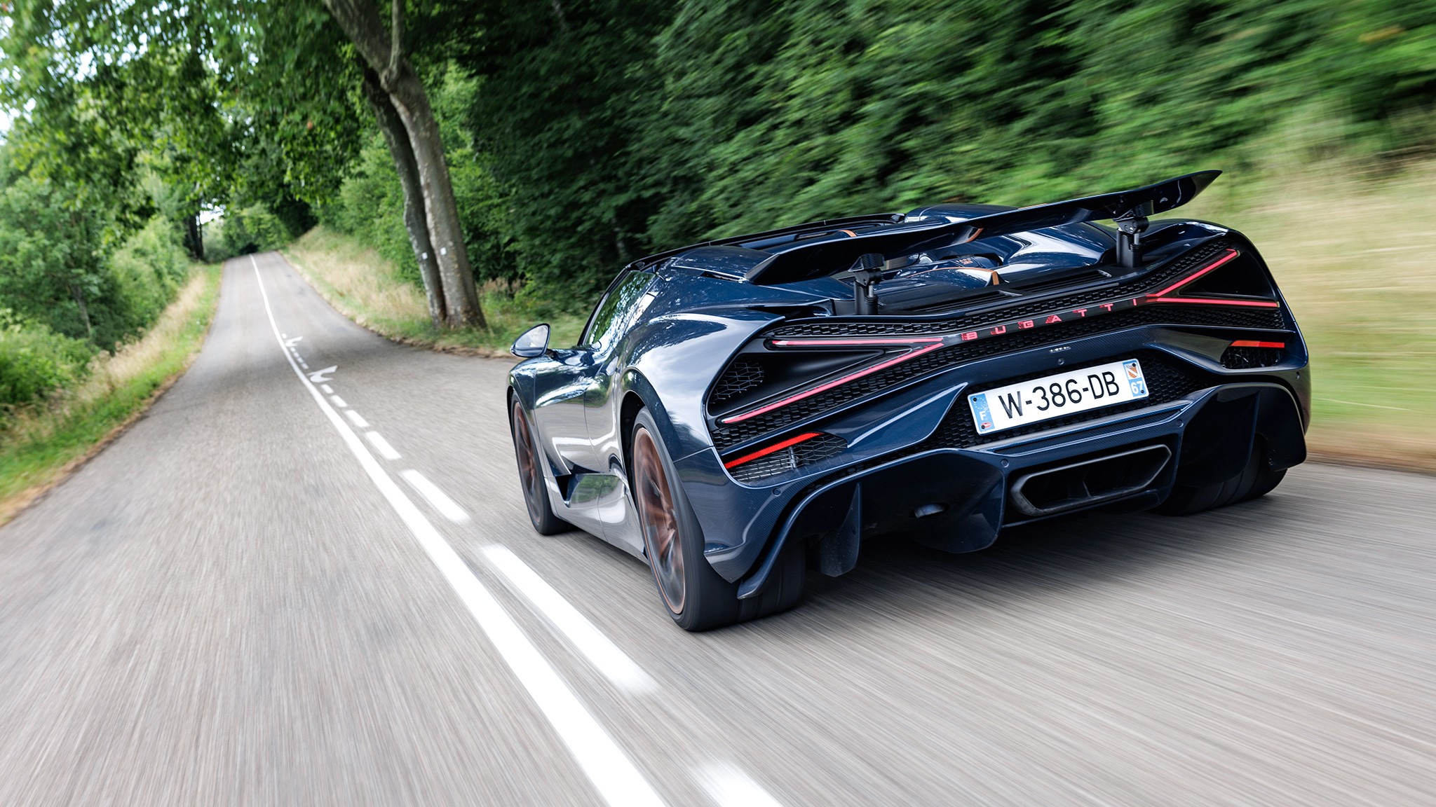 41 2025 Bugatti Mistral first drive