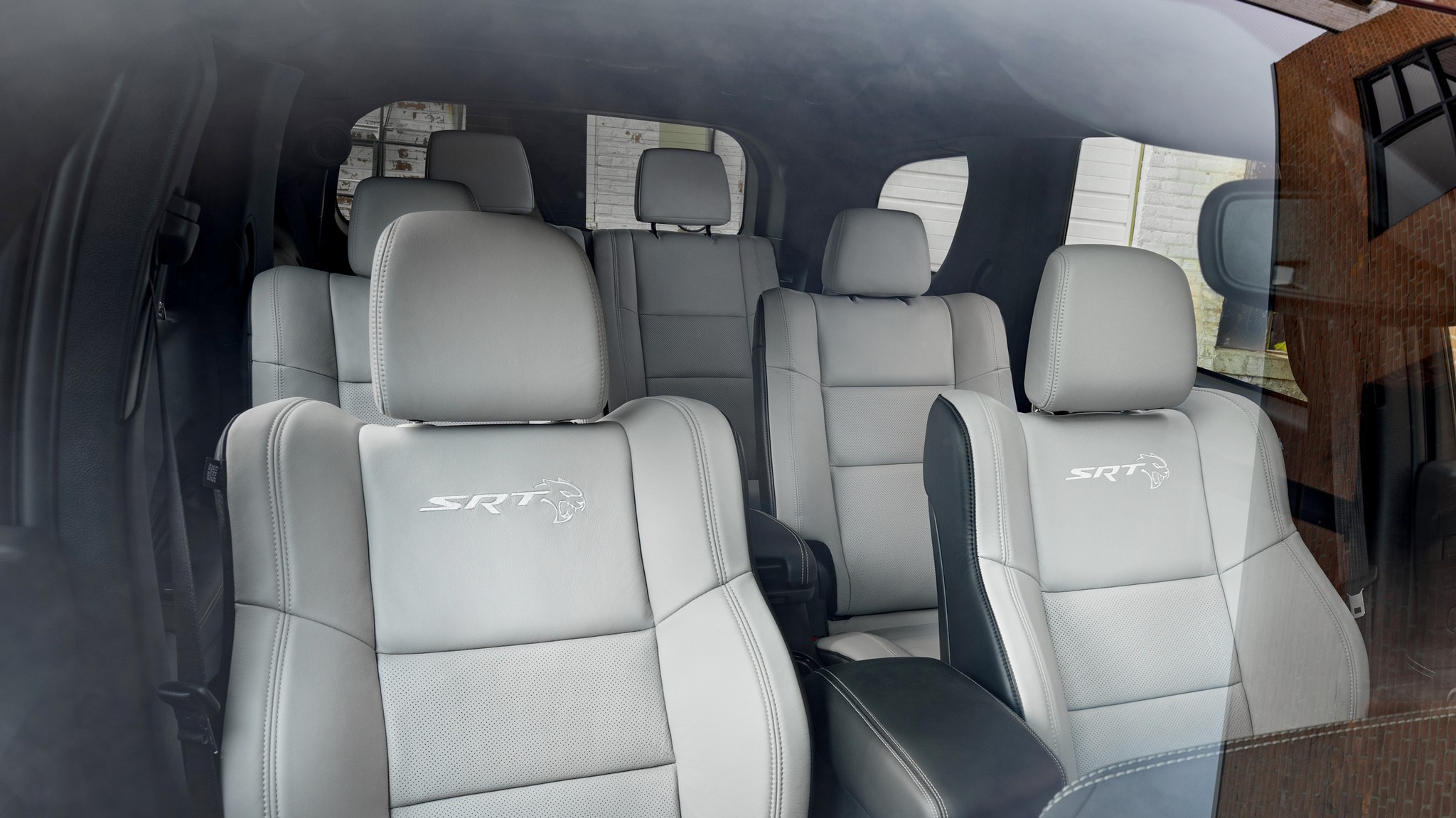 2026 dodge durango srt hellcat jailbreak rear seats