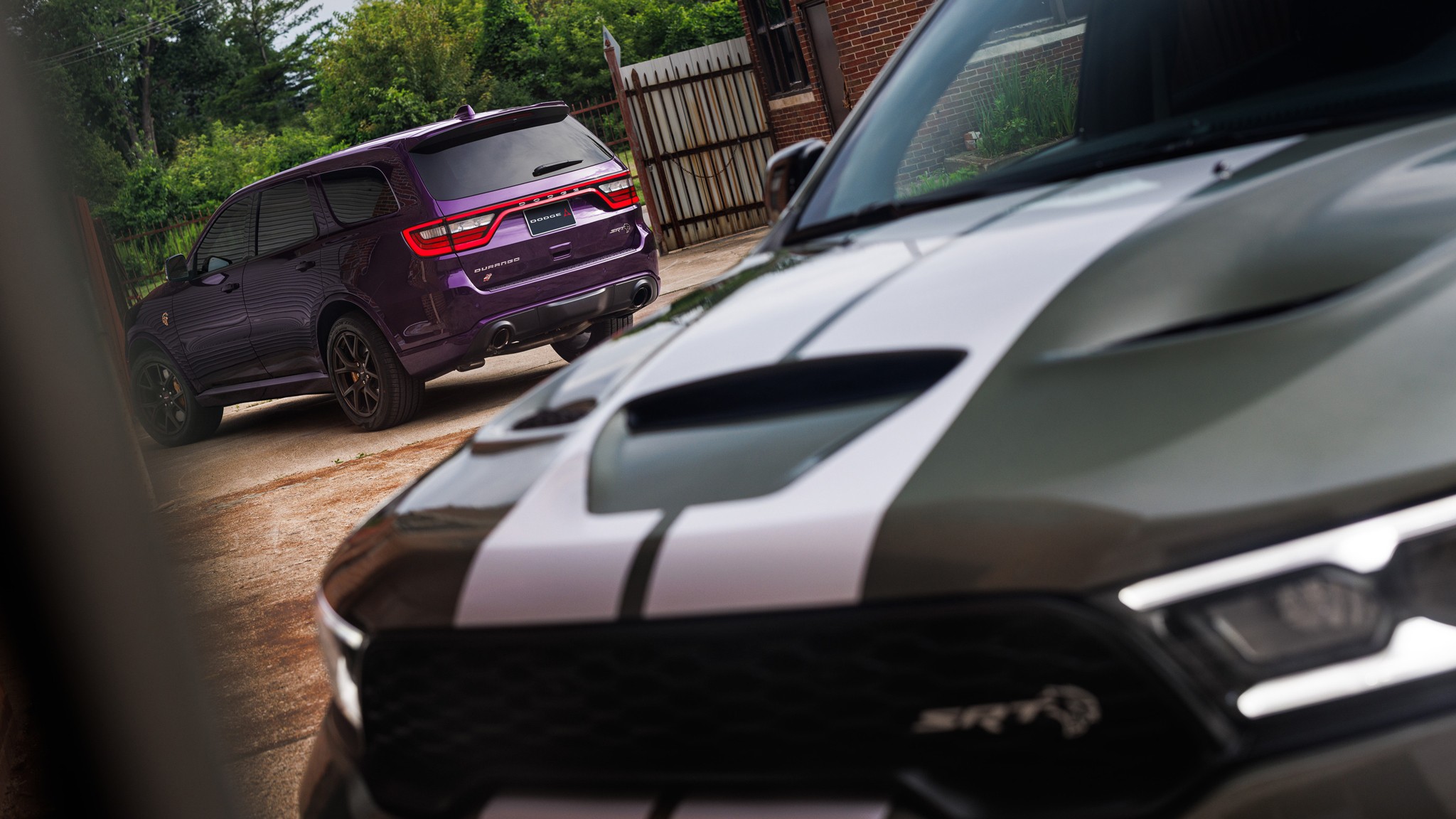 2026 dodge durango srt hellcat jailbreak rear view and hood