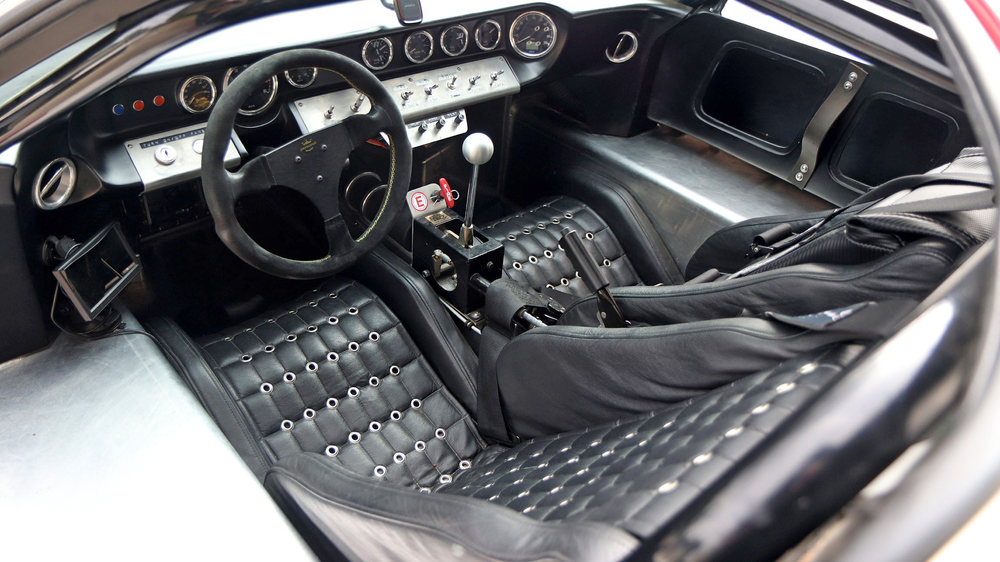 concours and coffee ford gt II 36 gt40 interior