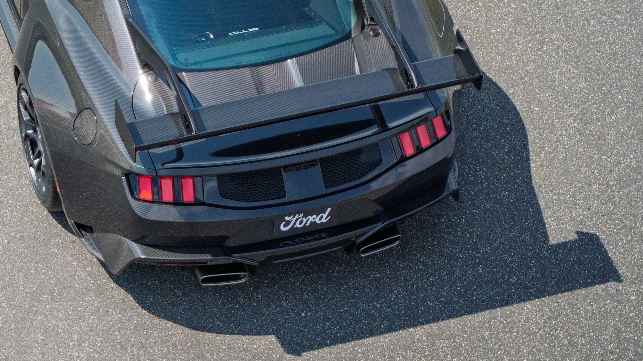 2025 Ford Mustang GTD Liquid Carbon Edition 6