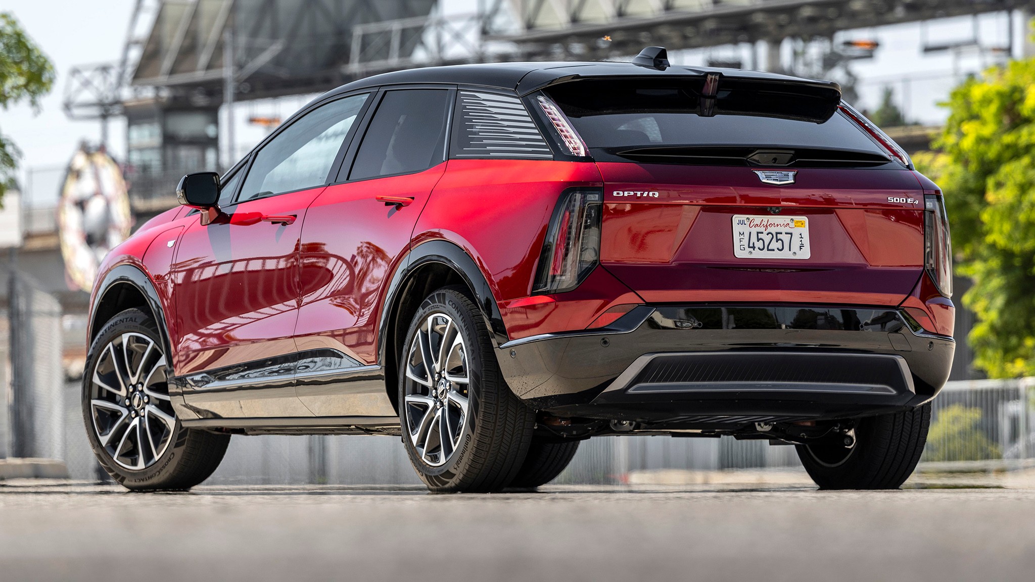 030 2025 Cadillac Optiq Sport