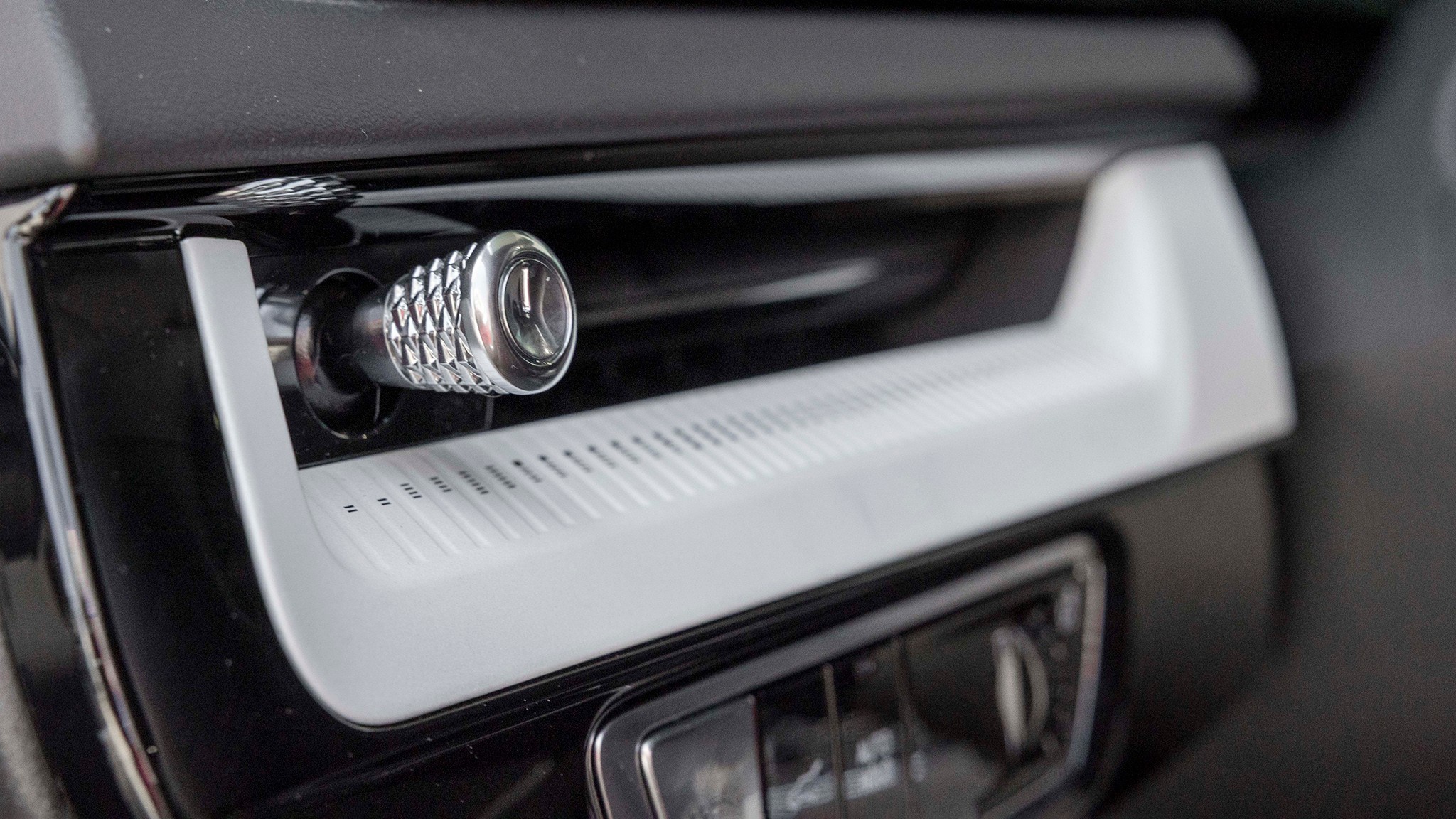 017 2025 Cadillac Optiq Sport