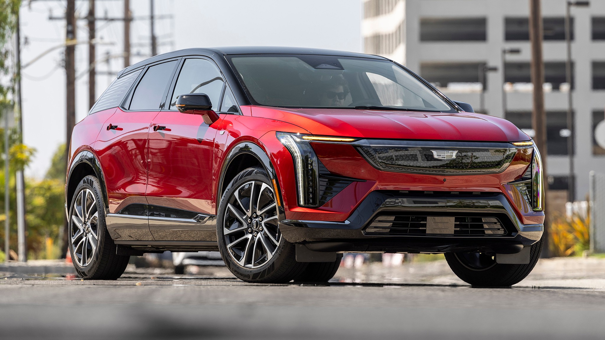 028 2025 Cadillac Optiq Sport