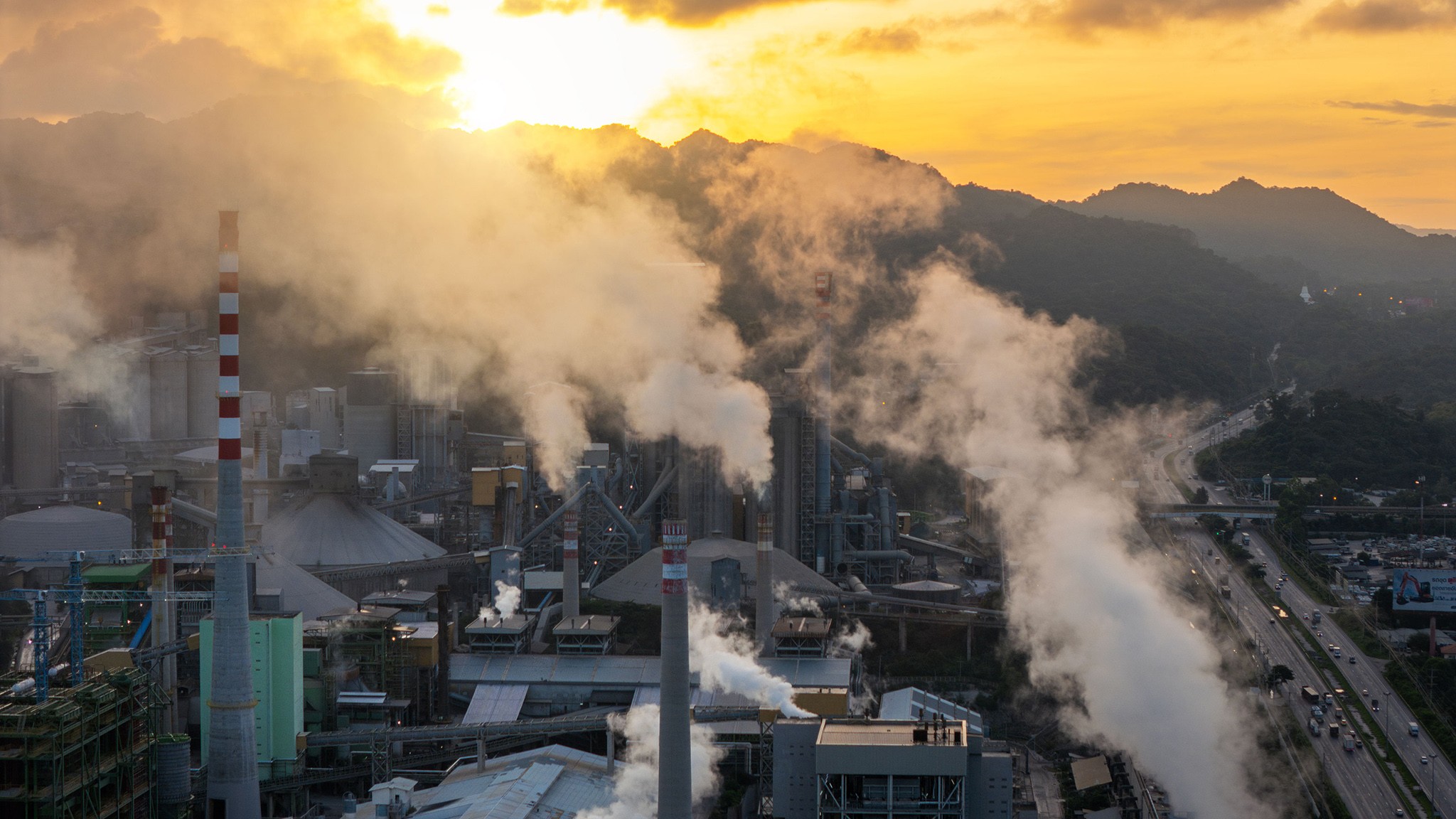 006 epa deregulation vehicle emissions motortrend