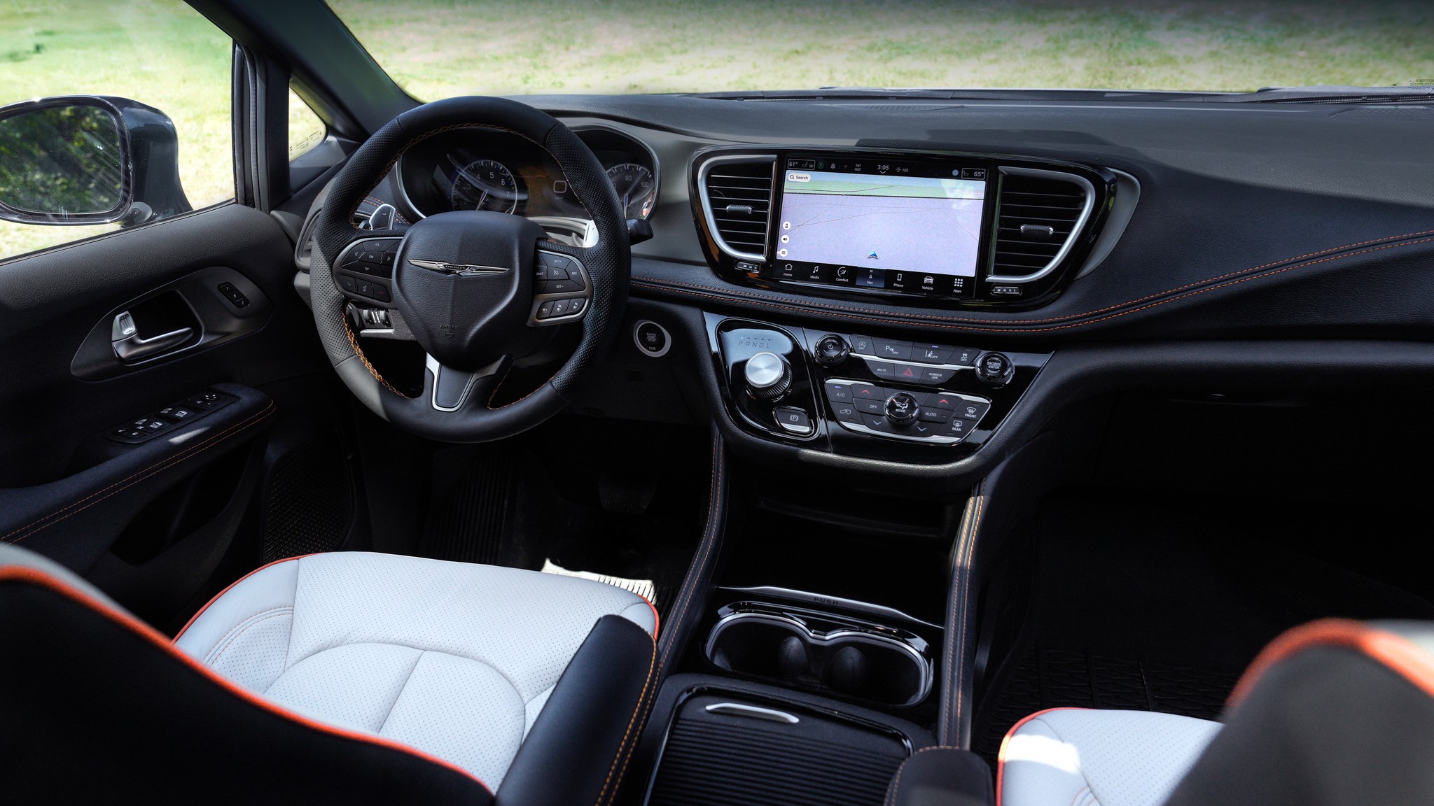 2025 Chrysler Pacific Grizzly Peak Concept 12