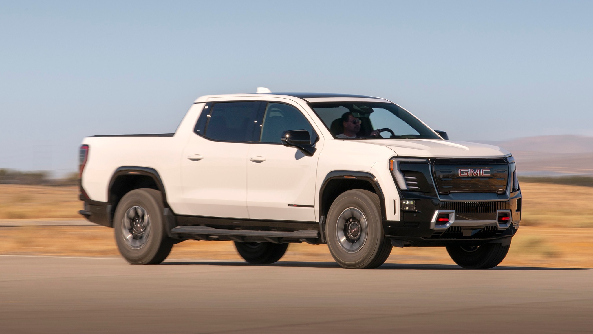 004 2025 GMC Sierra EV