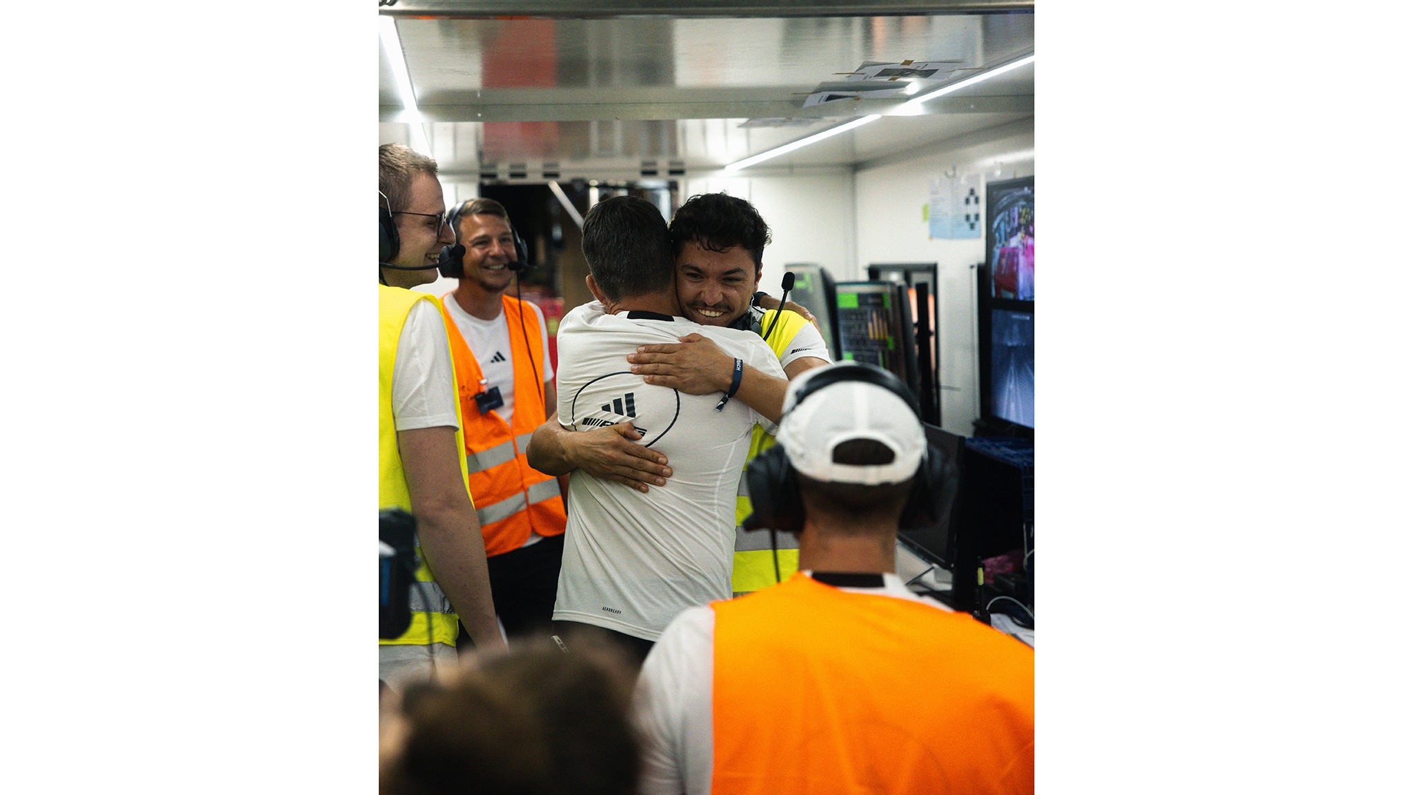 011 mercedes amg gt xx concept ev records nardo