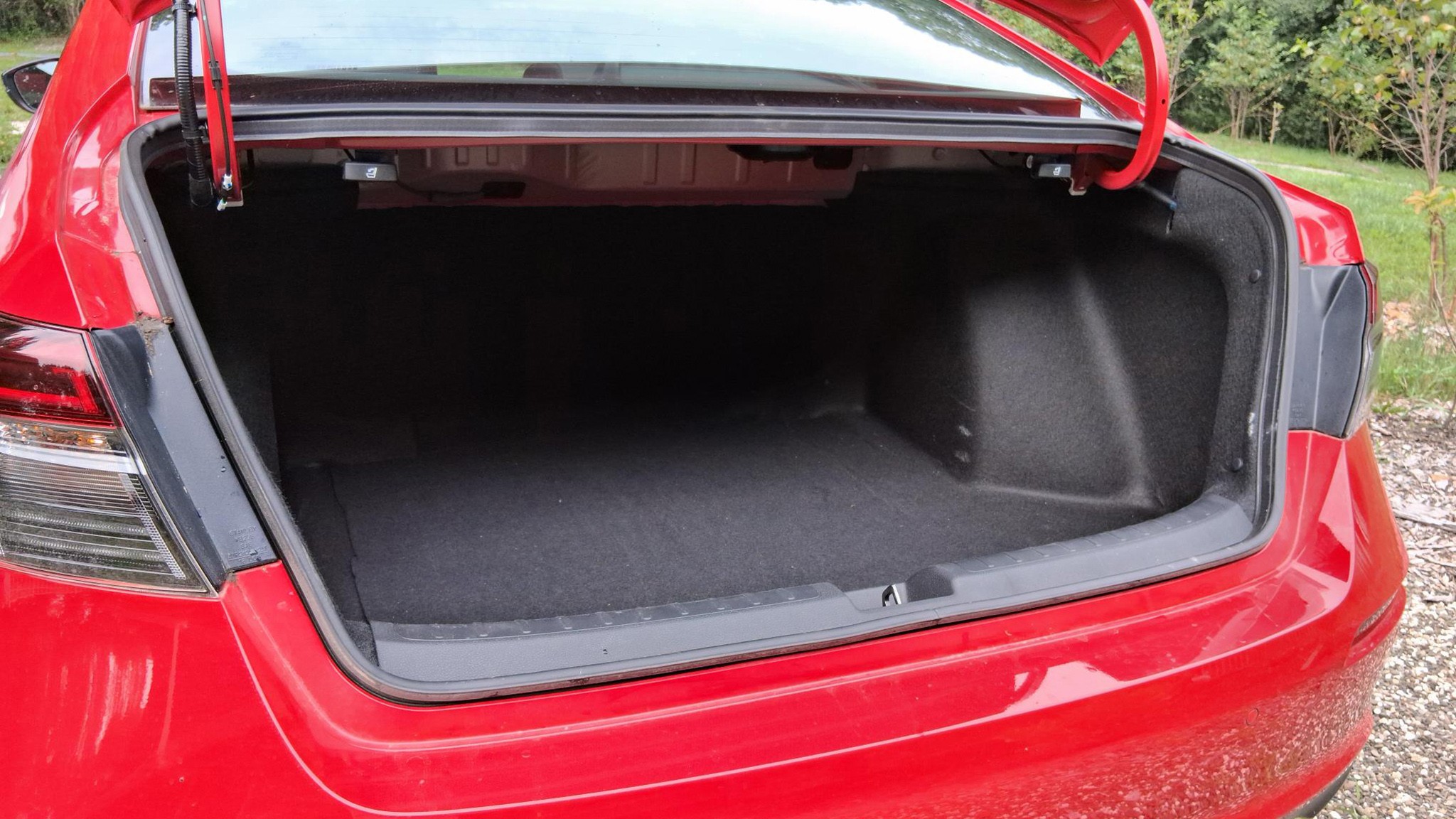 1 2025 Honda Civic Hybrid sedan LT trunk