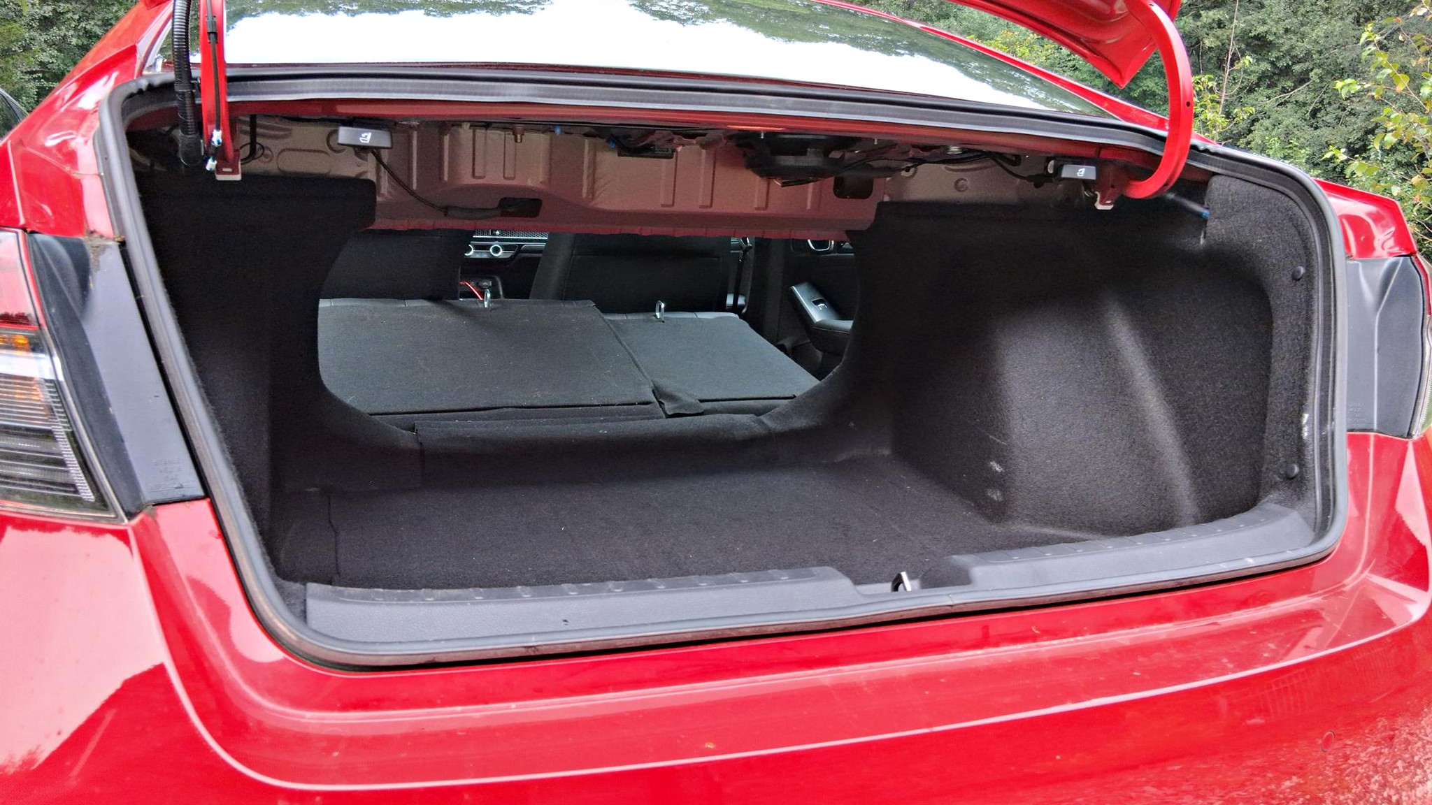 2 2025 Honda Civic Hybrid sedan LT trunk