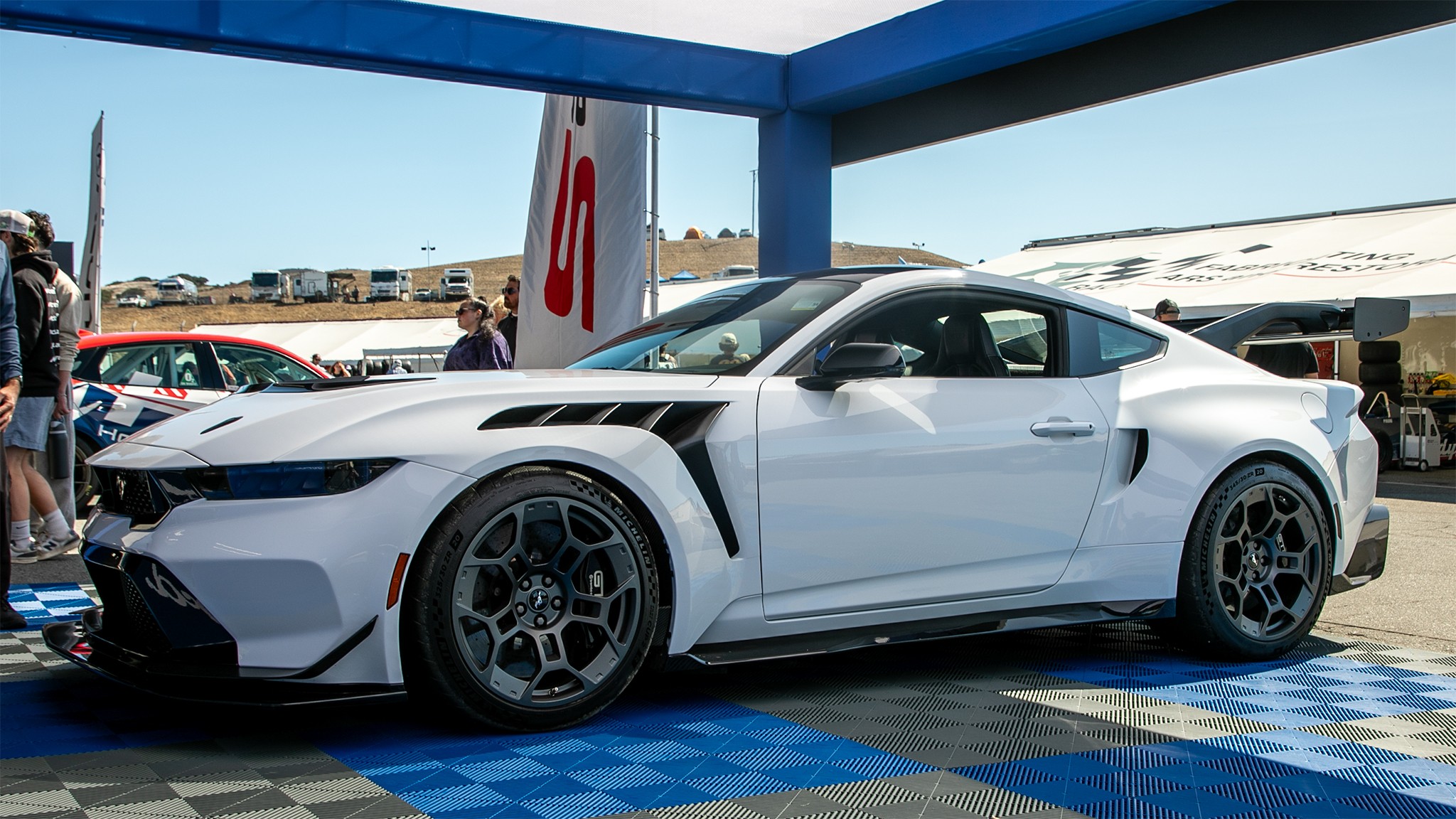 2025 ford mustang gtd lincoln navigator rejuvenate 4