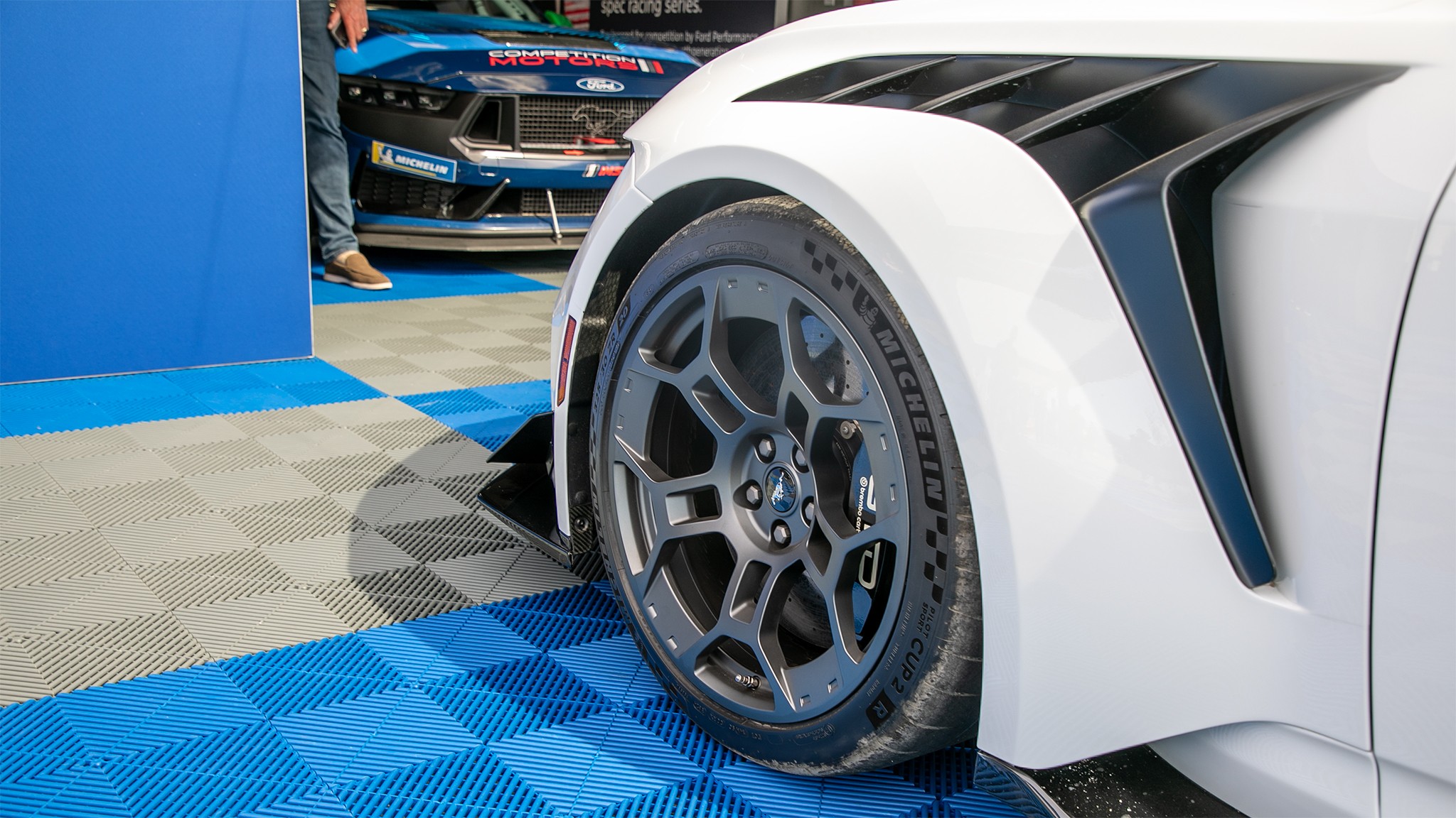 2025 ford mustang gtd lincoln navigator rejuvenate 5