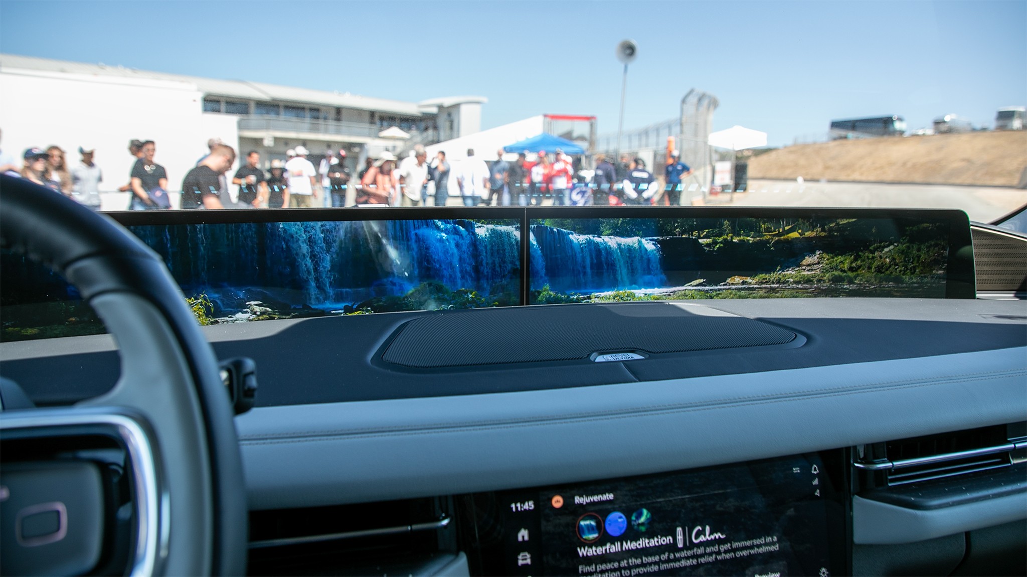 2025 ford mustang gtd lincoln navigator rejuvenate 14