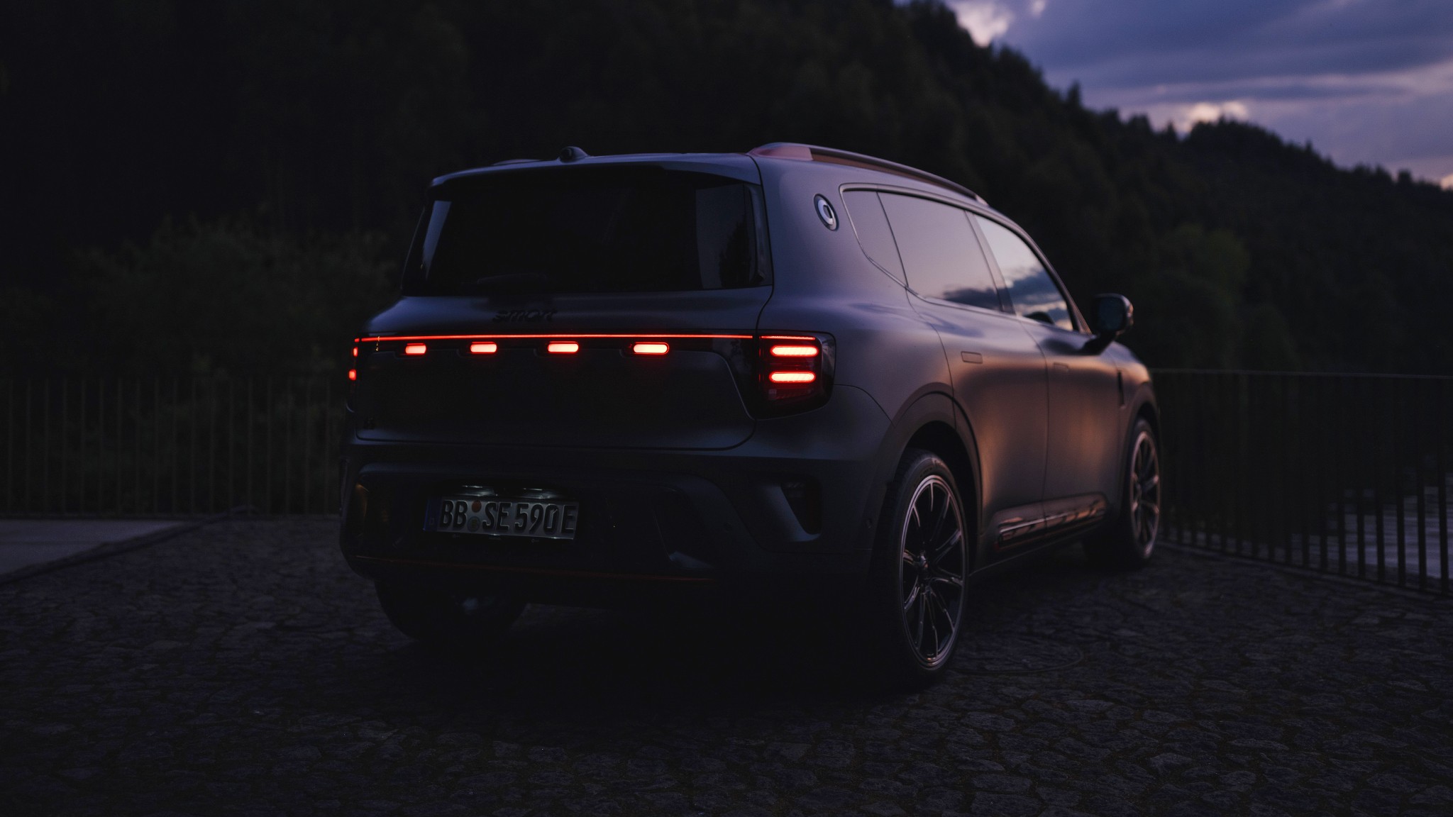 015 2025 smart 5 brabus rear three quarter night first drive