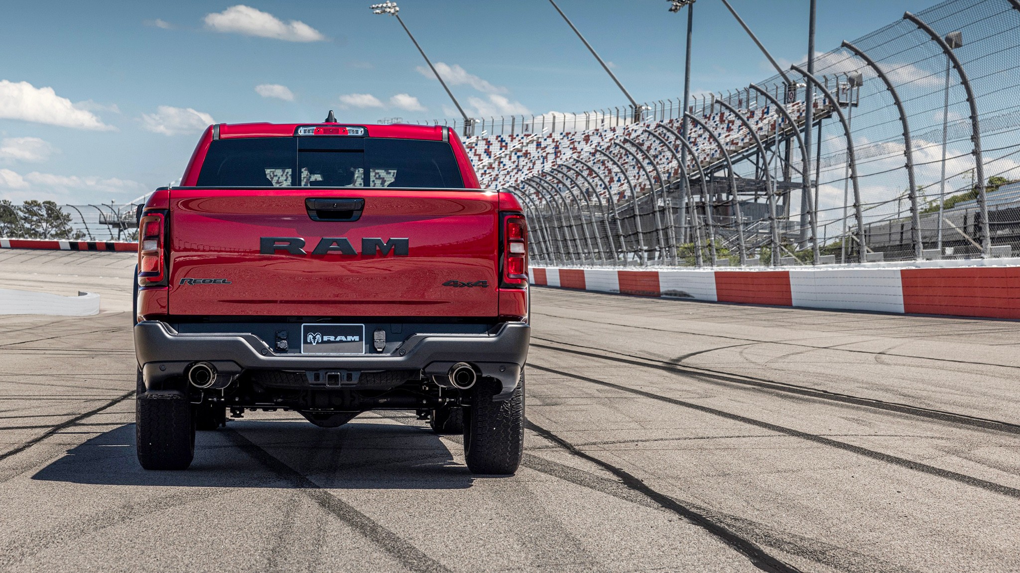 33 2026 Ram 1500 Hemi Rebel