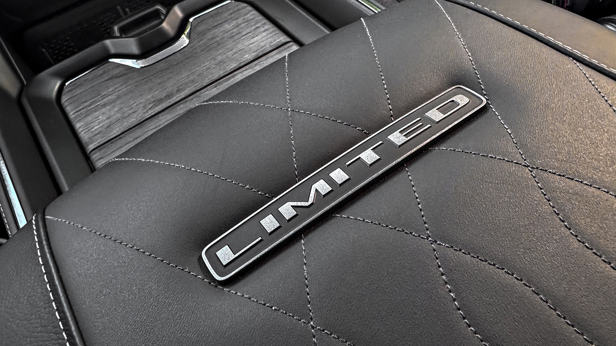 28 2026 Ram 1500 Hemi Limited