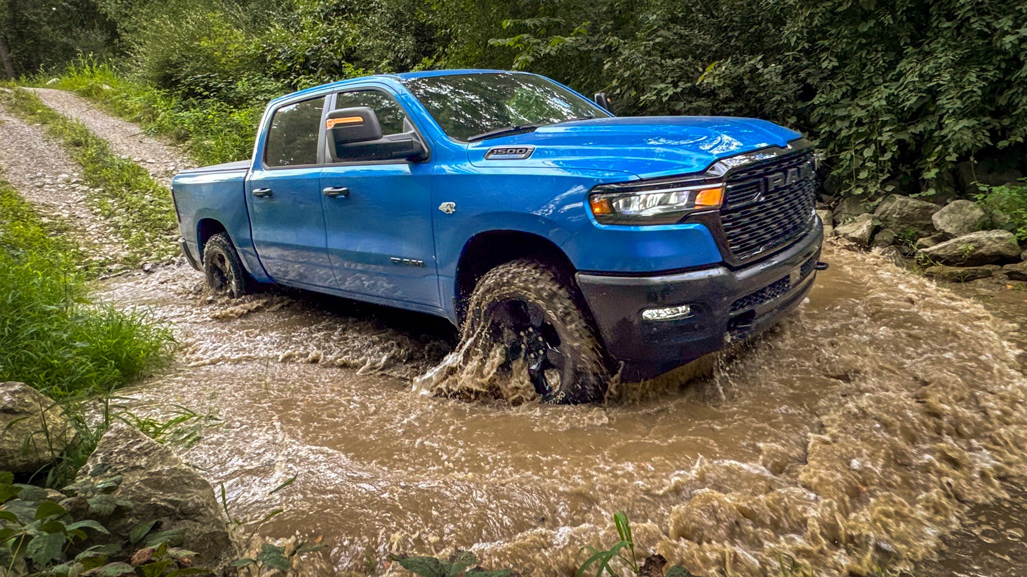 17 2026 Ram 1500 Hemi warlock blue