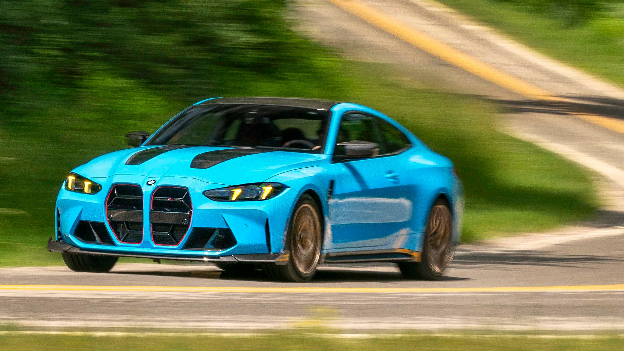 LEAD 2025 BMW M4 CS Coupe