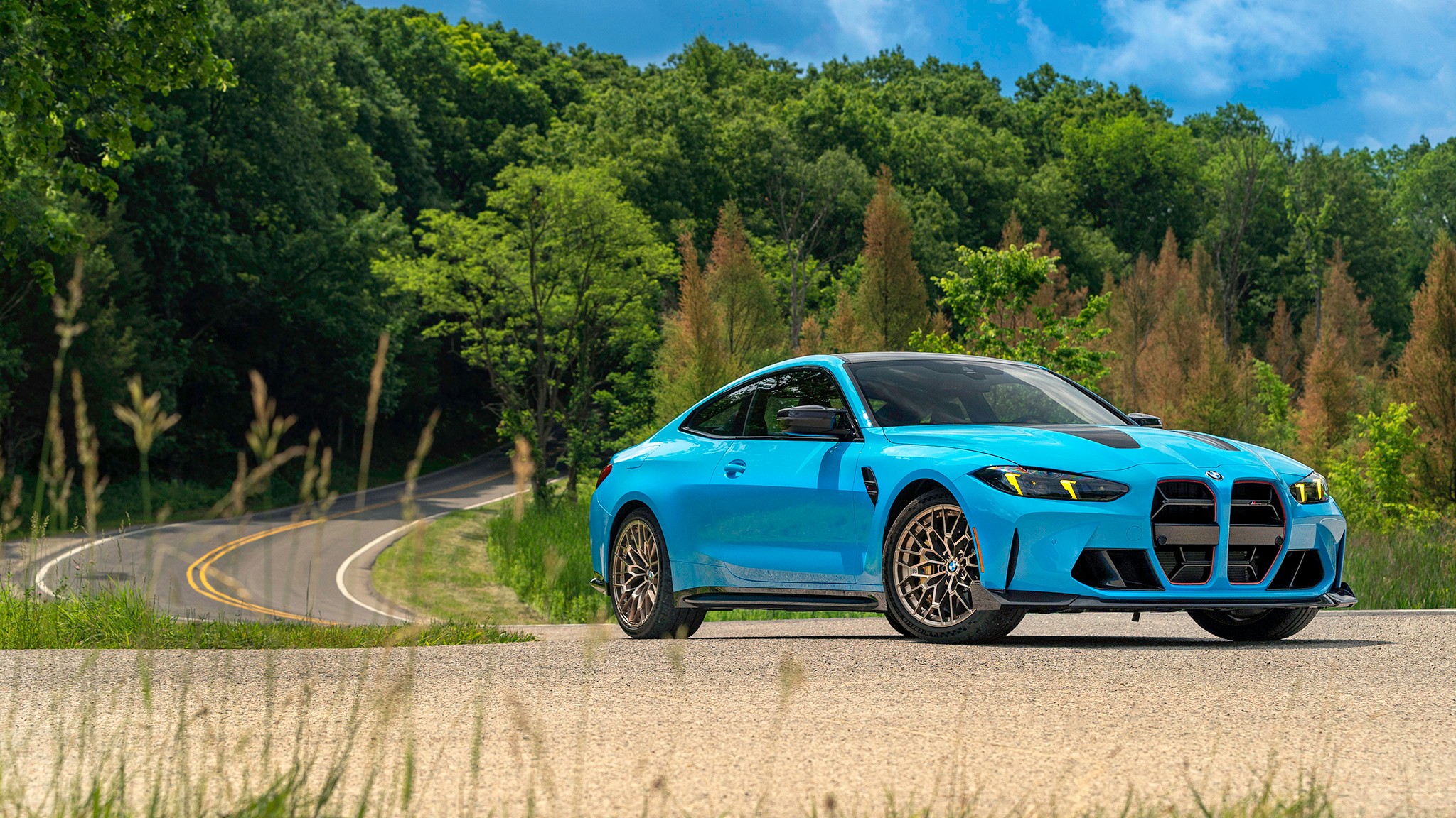 001 2025 BMW M4 CS Coupe