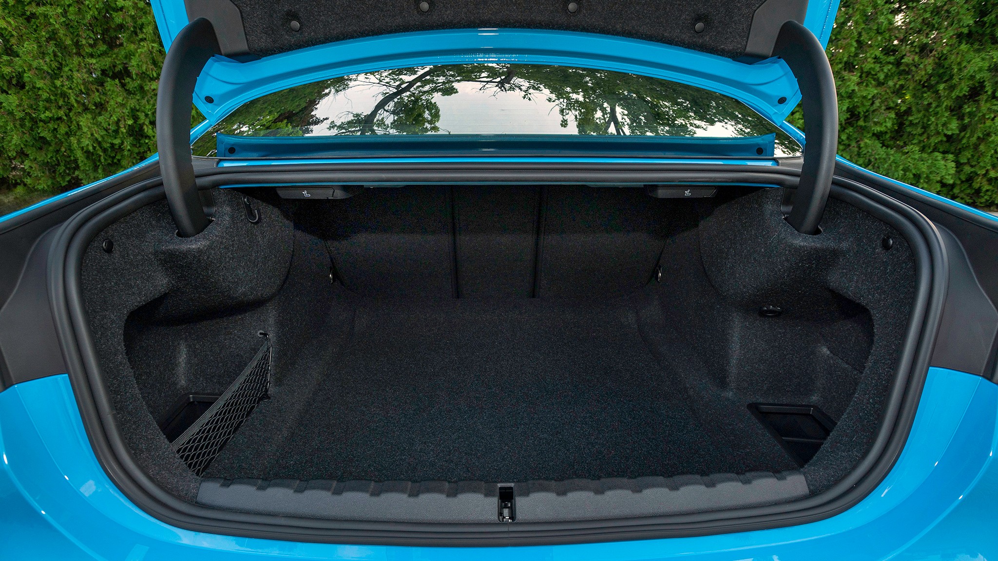 042 2025 BMW M4 CS Coupe