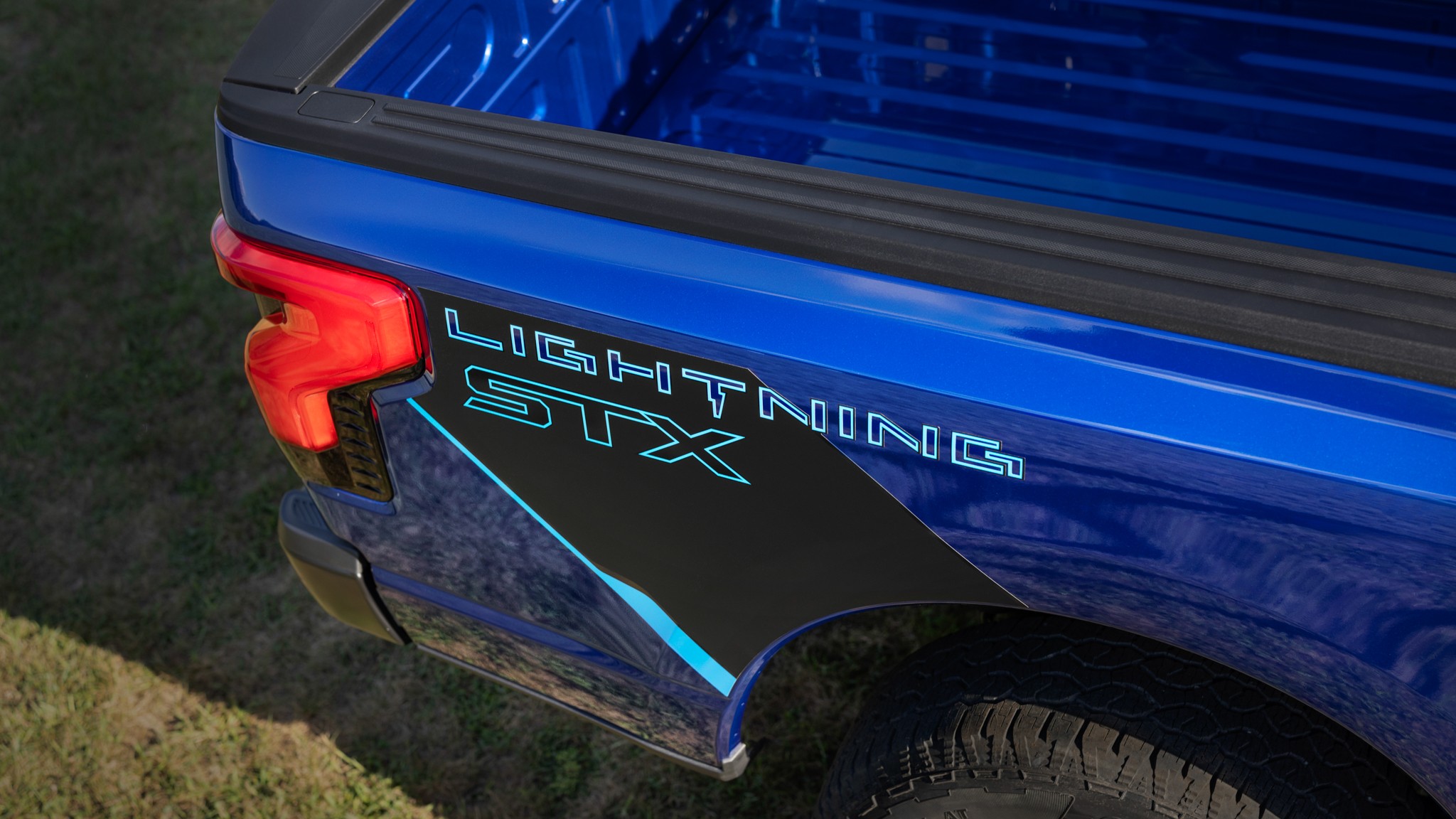 2026 Ford F 150 Lightning STX EV Electric Vehicle Pickup Truck 21