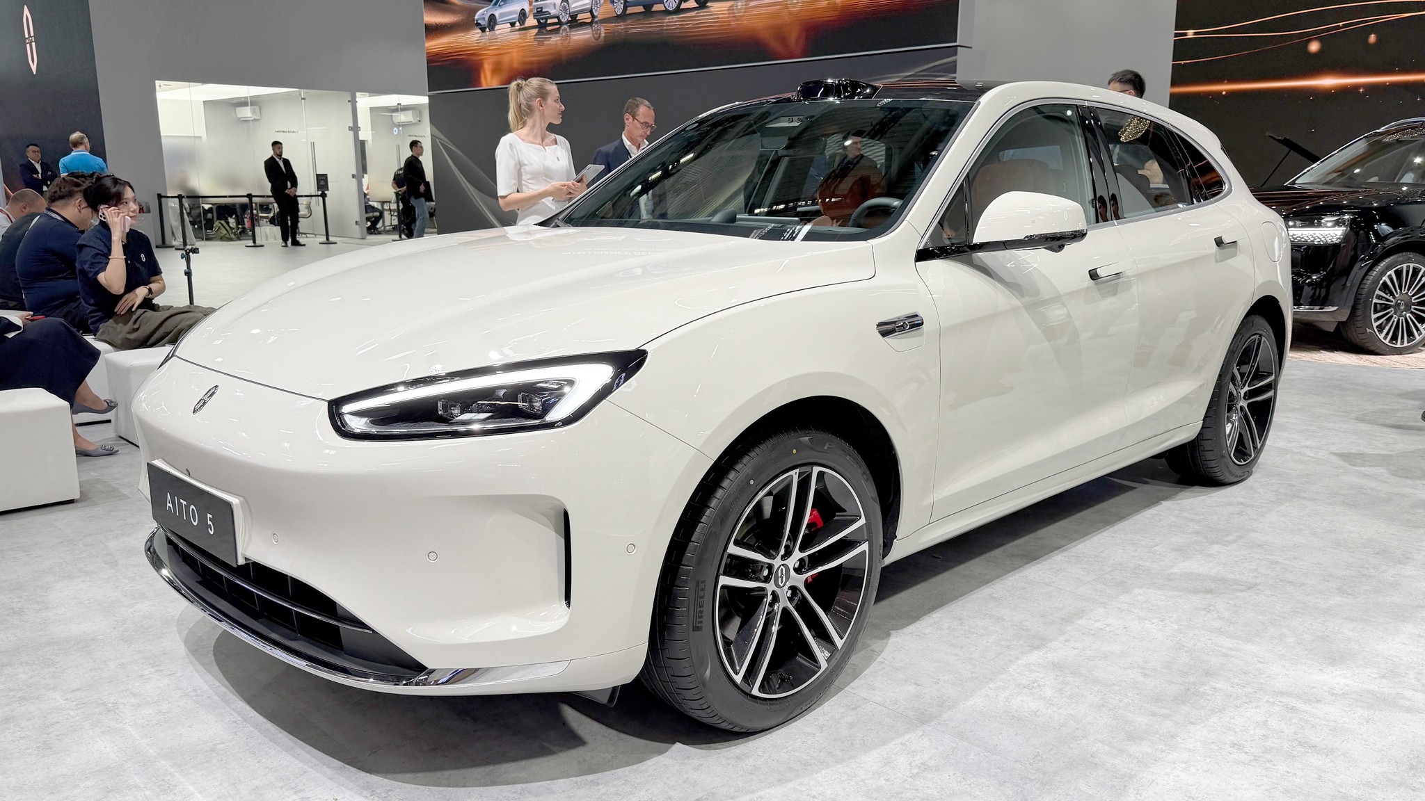 aito5 front three quarter 2025 munich iaa