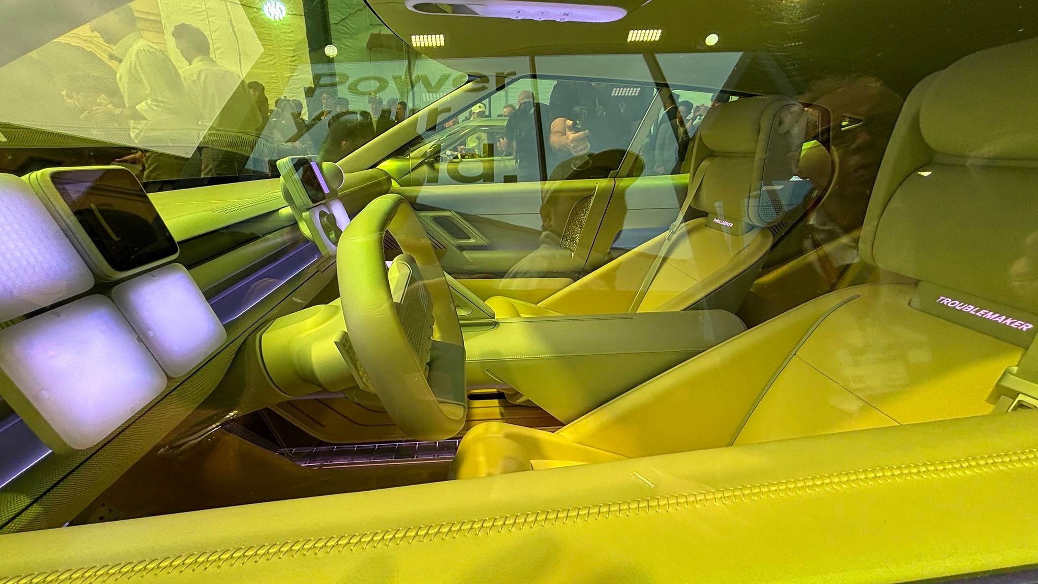 Hyundai Concept Three EV 12