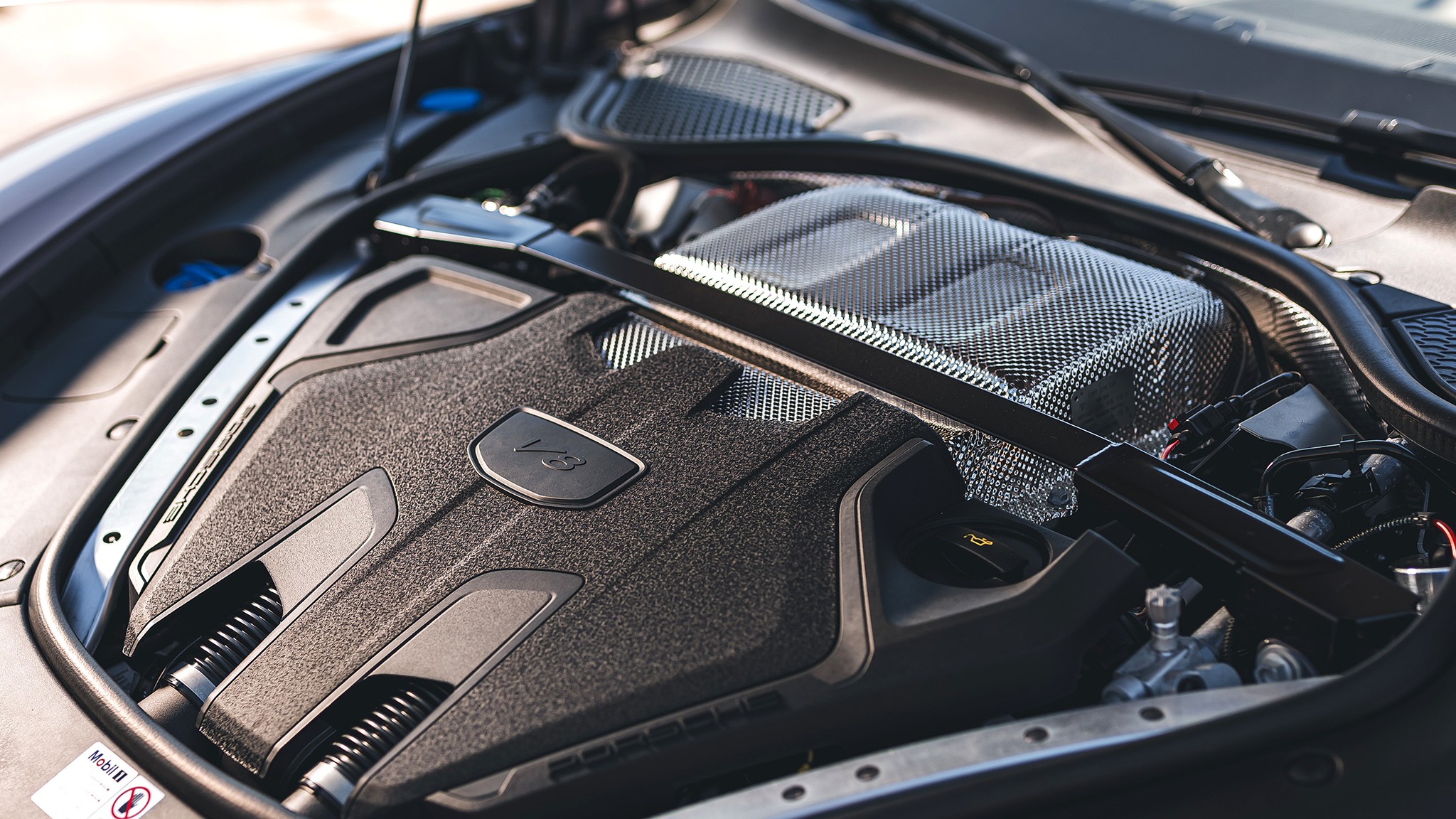 4 2025 Porsche Panamera Turbo S E Hybrid first test