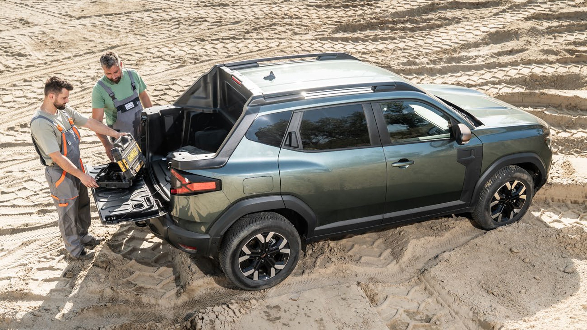 2025 Dacia Duster Pick Up pickup truck conversion Romania 12