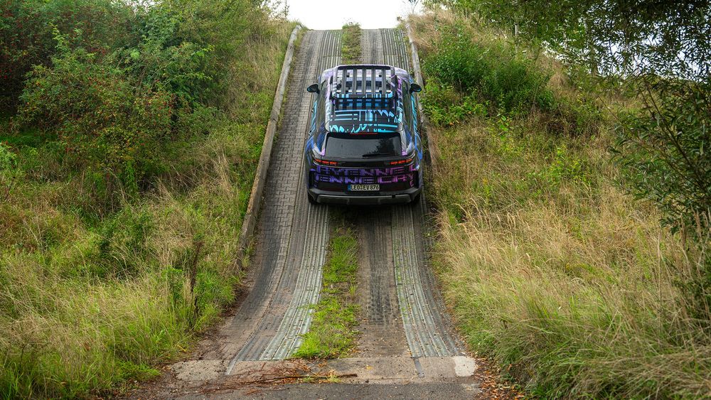 5 2027 Porsche Cayenne EV Tech Dive