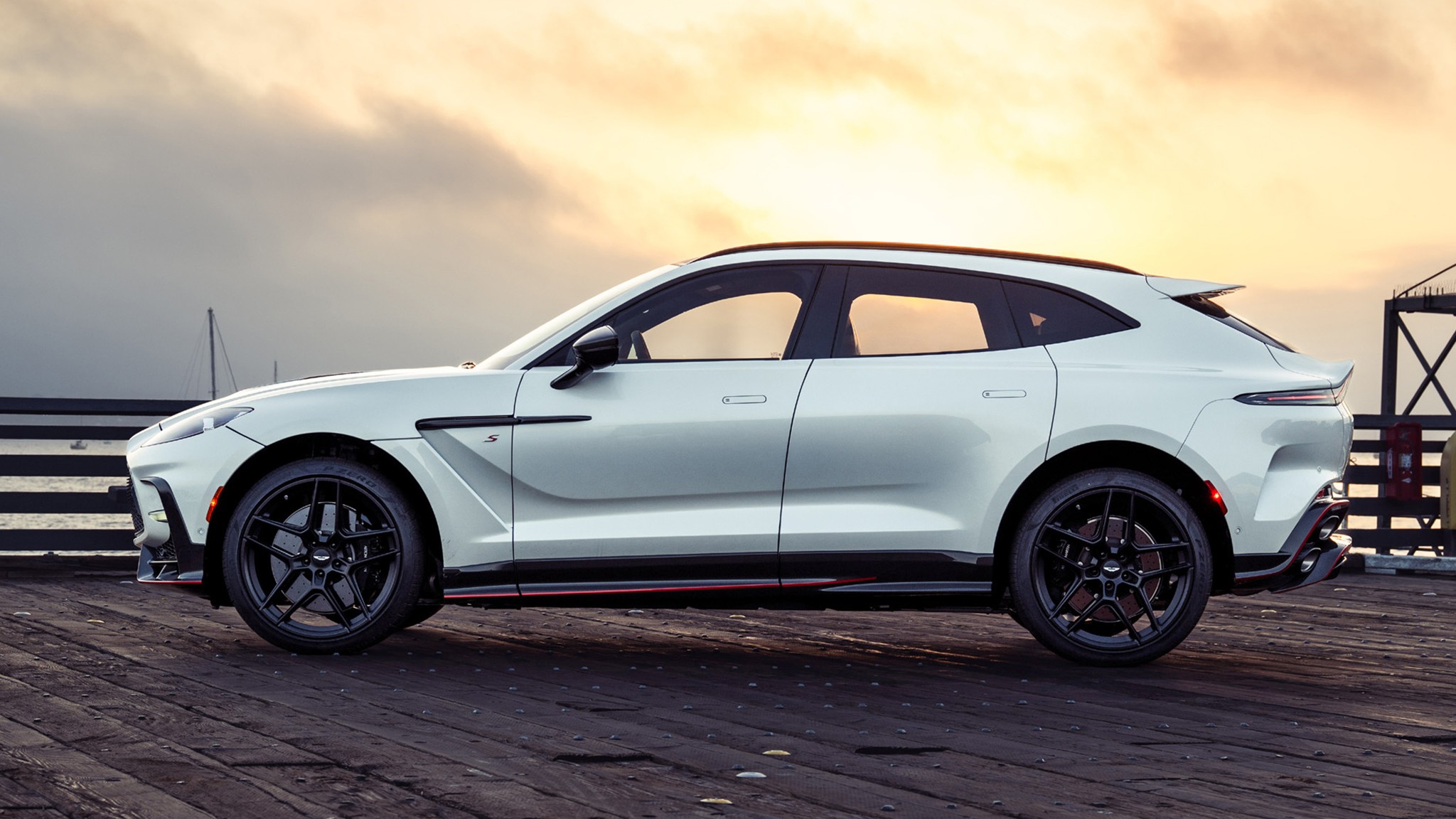 06 2026 Aston Martin DBX S Neutron White