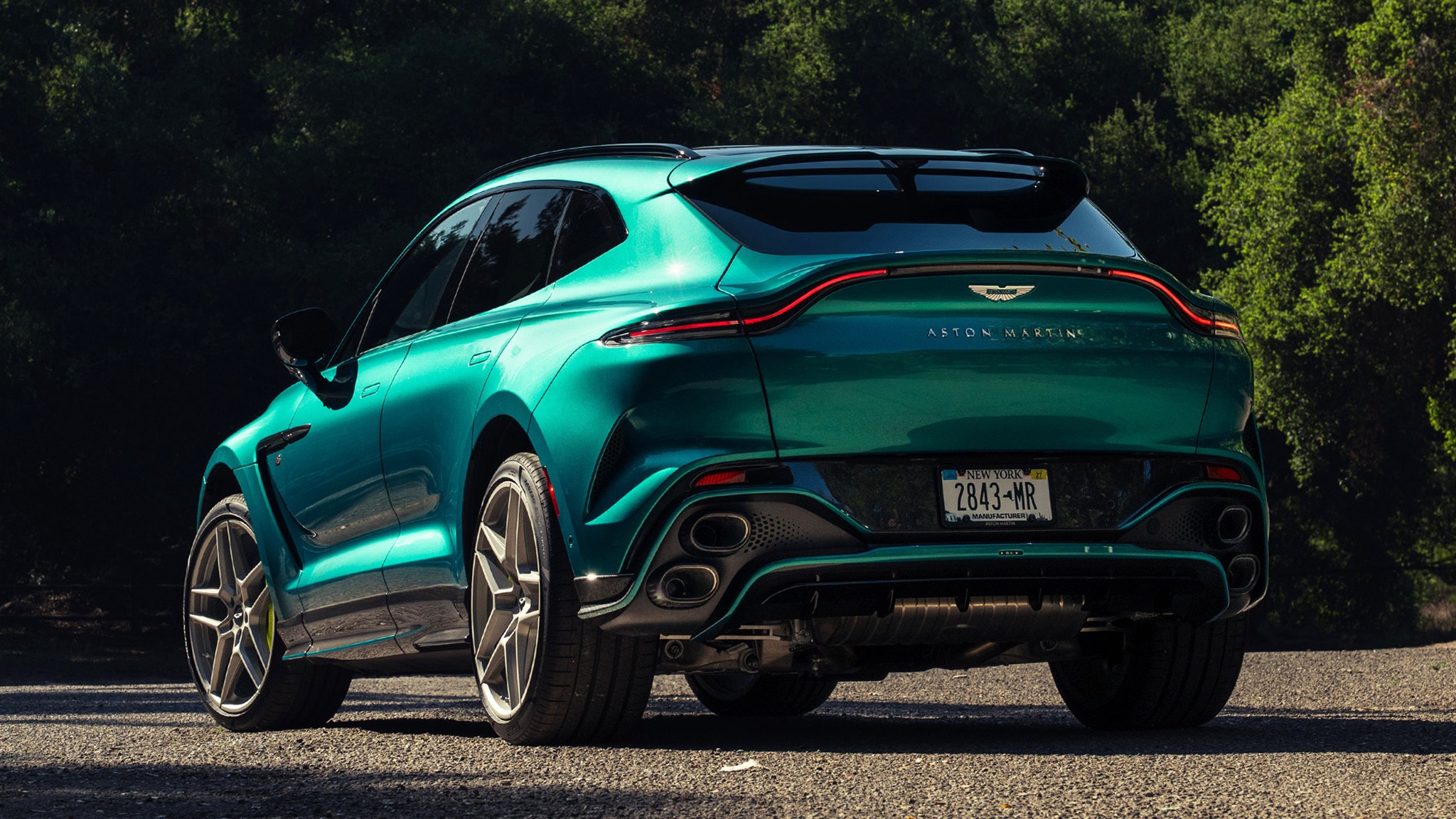 05 2026 Aston Martin DBX S Podium Green Pinstripe