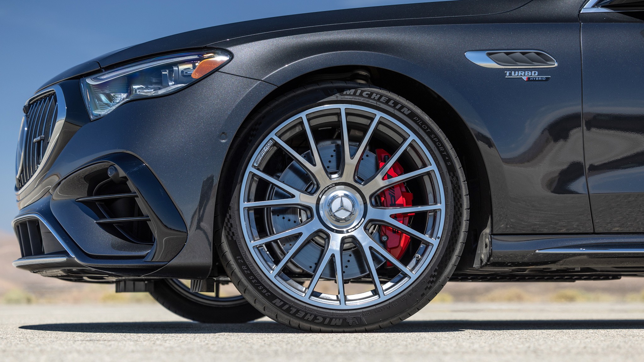 009 2026 Mercedes Benz AMG E53 PHEV Wagon