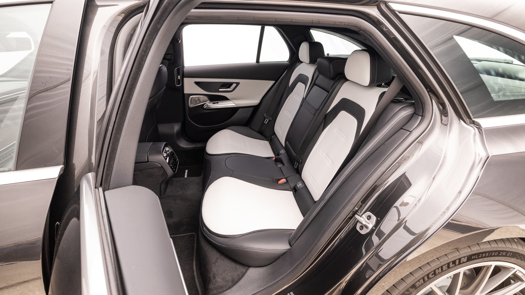 018 2026 Mercedes Benz AMG E53 PHEV Wagon