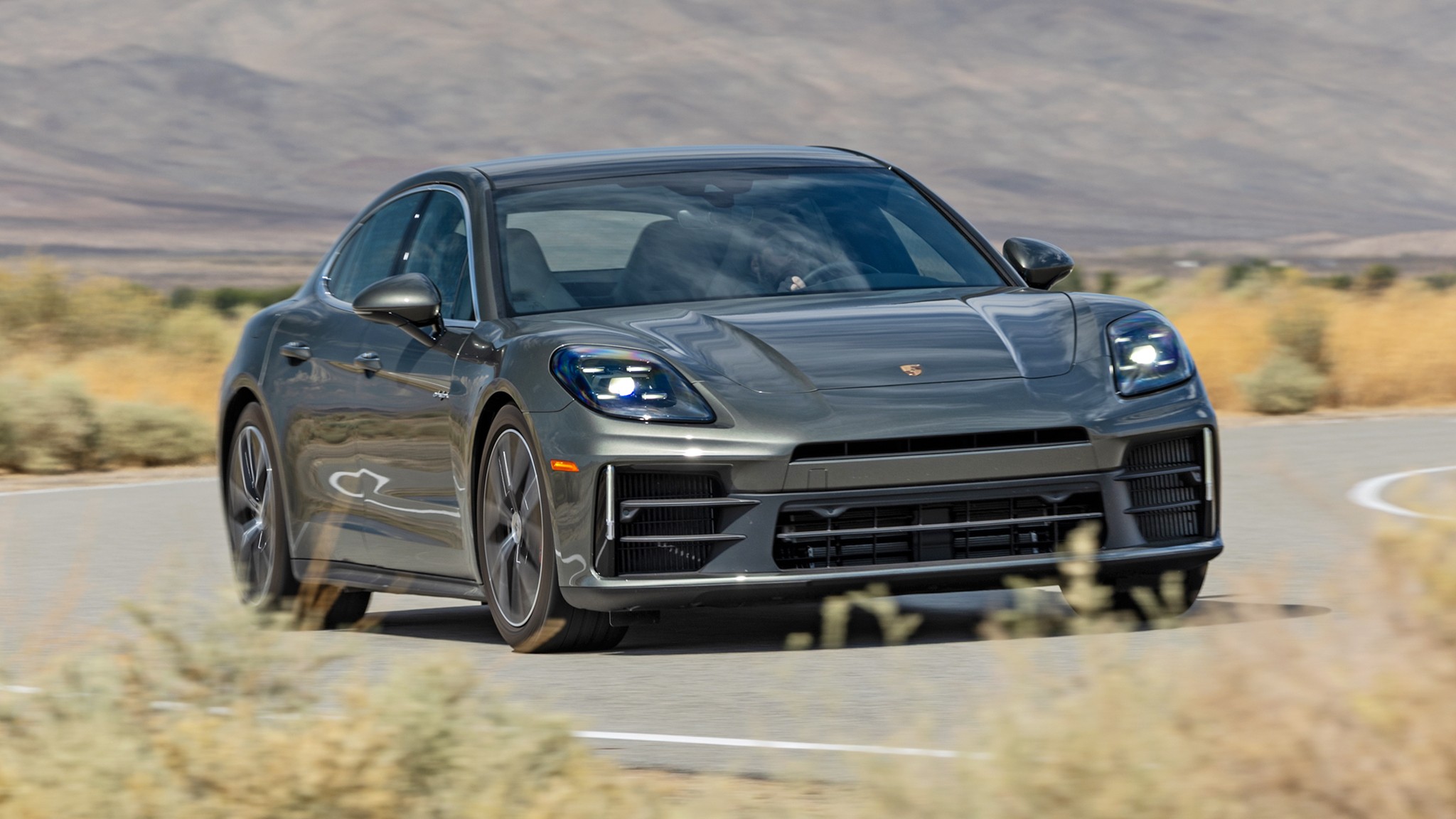 003 2025 Porsche Panamera 4S E Hybrid