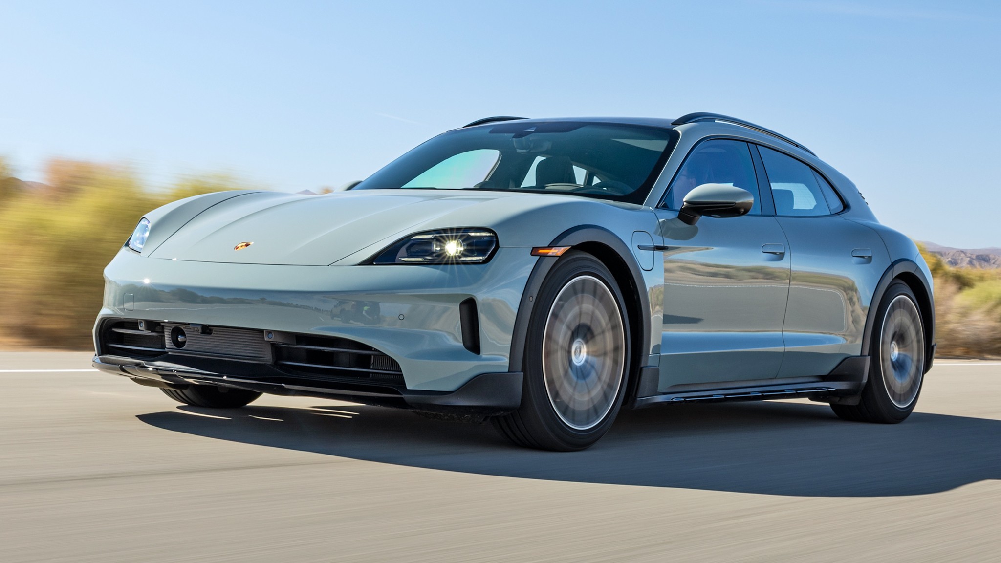 001 2024 Porsche Taycan 4S Cross Tourismo