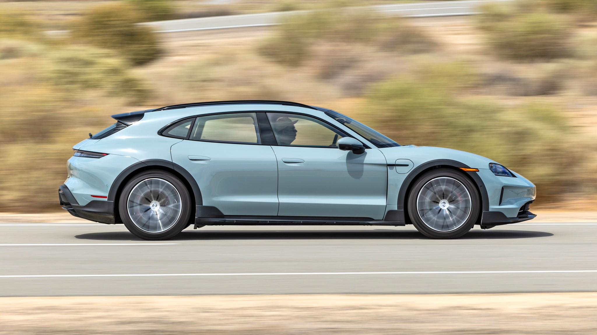 002 2024 Porsche Taycan 4S Cross Tourismo