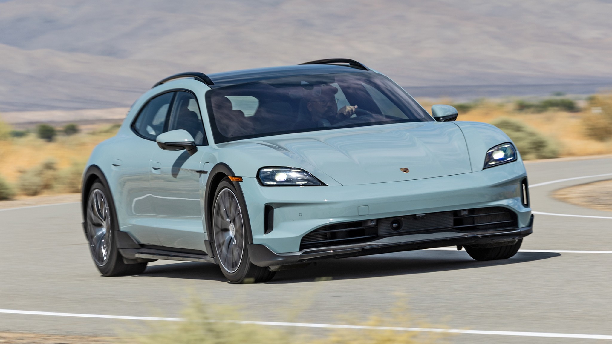 004 2024 Porsche Taycan 4S Cross Tourismo