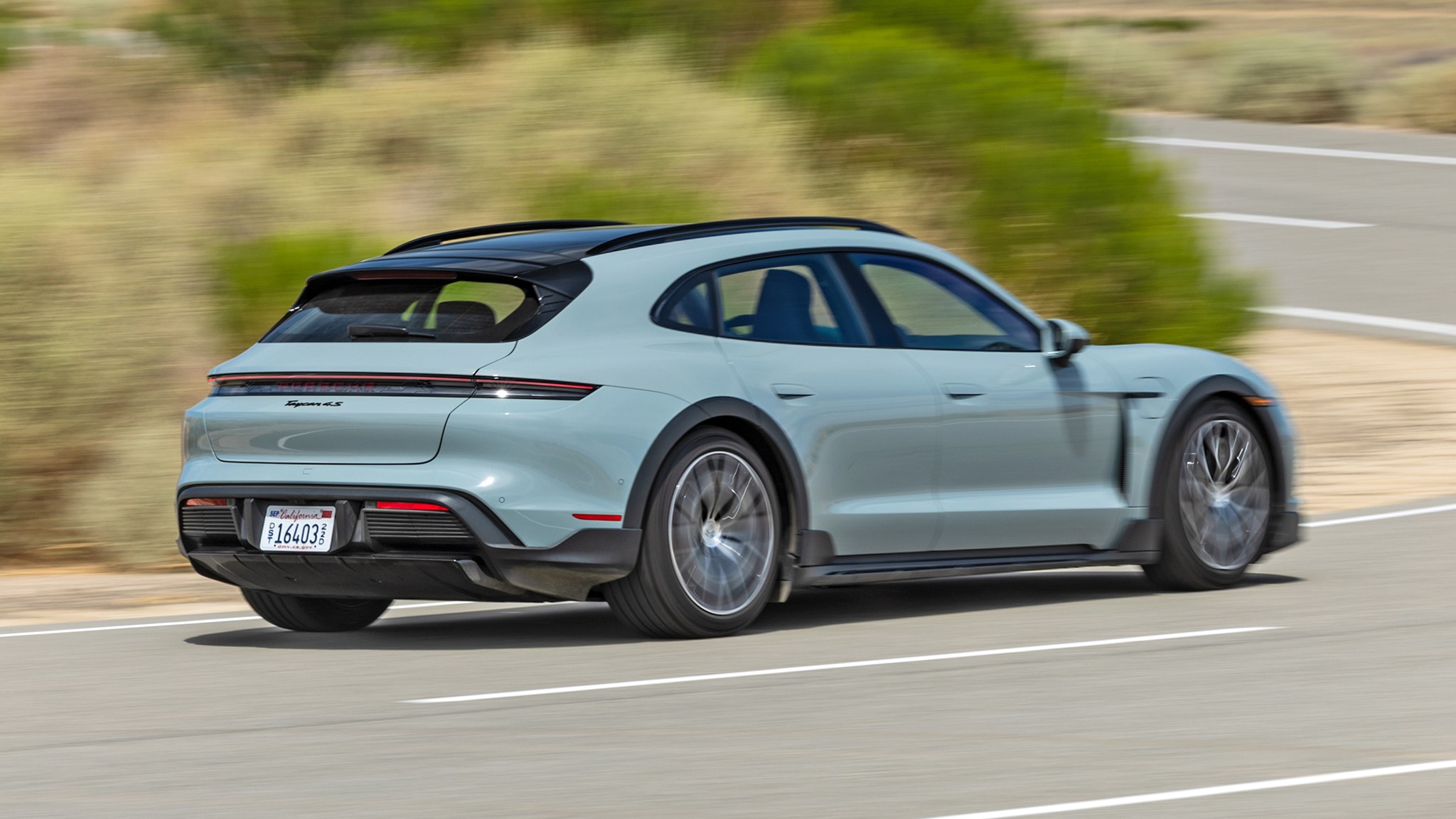 005 2024 Porsche Taycan 4S Cross Tourismo